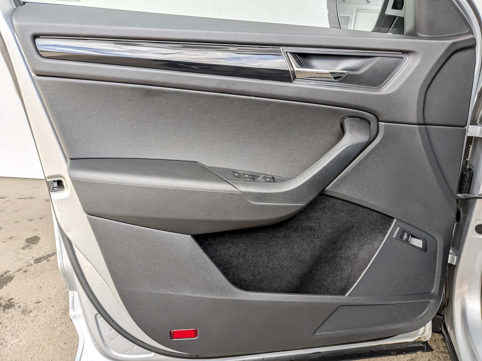 SKODA Kodiaq 2.00 (180 л.с), автомат, 2021, пробег 100 760 км