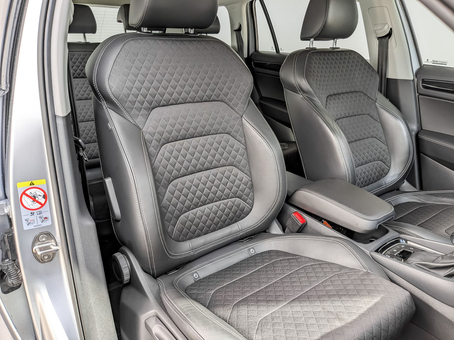 SKODA Kodiaq 2.00 (180 л.с), автомат, 2021, пробег 100 760 км