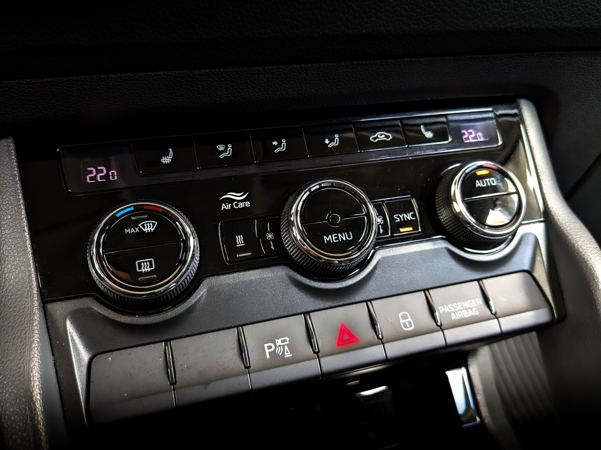 SKODA Kodiaq 2.00 (180 л.с), автомат, 2021, пробег 100 760 км
