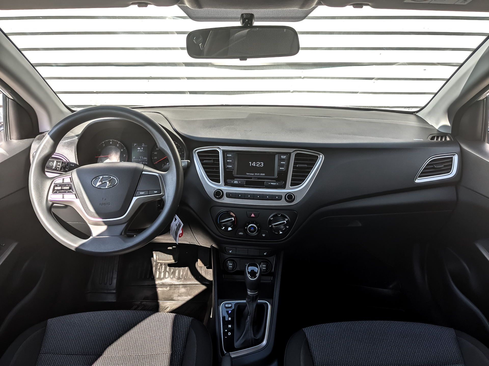 HYUNDAI Solaris 1.60 (123 л.с), автомат, 2022, пробег 68 053 км