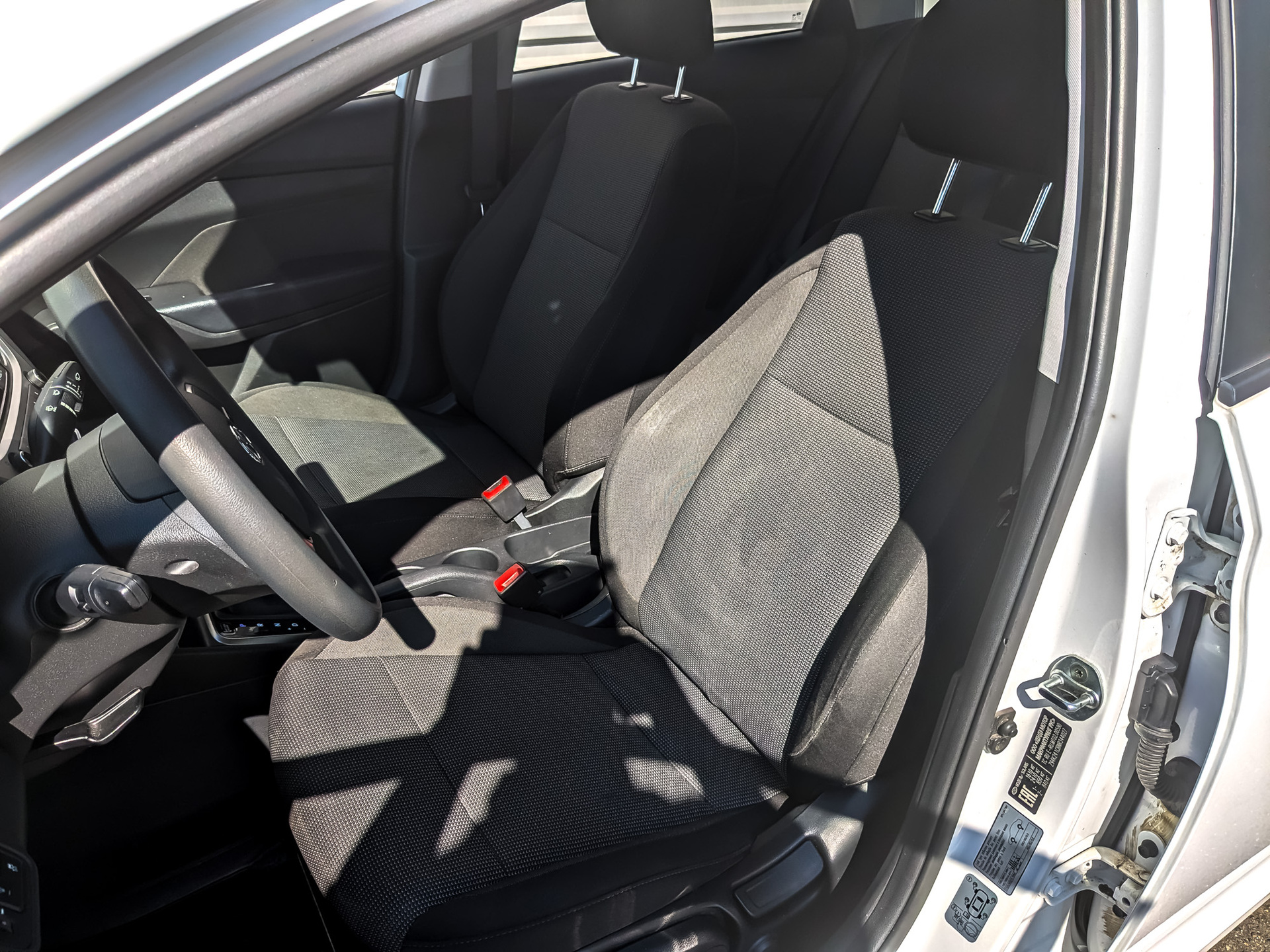 HYUNDAI Solaris 1.60 (123 л.с), автомат, 2022, пробег 68 053 км