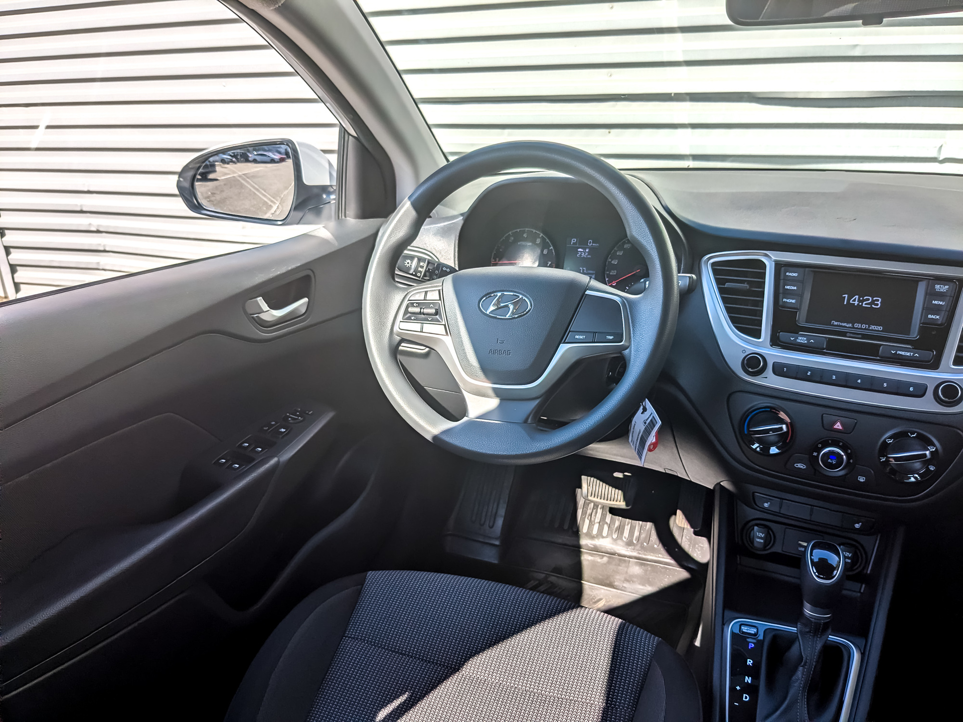 HYUNDAI Solaris 1.60 (123 л.с), автомат, 2022, пробег 68 053 км