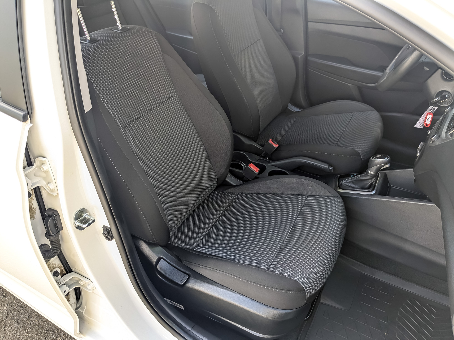 HYUNDAI Solaris 1.60 (123 л.с), автомат, 2022, пробег 87 845 км