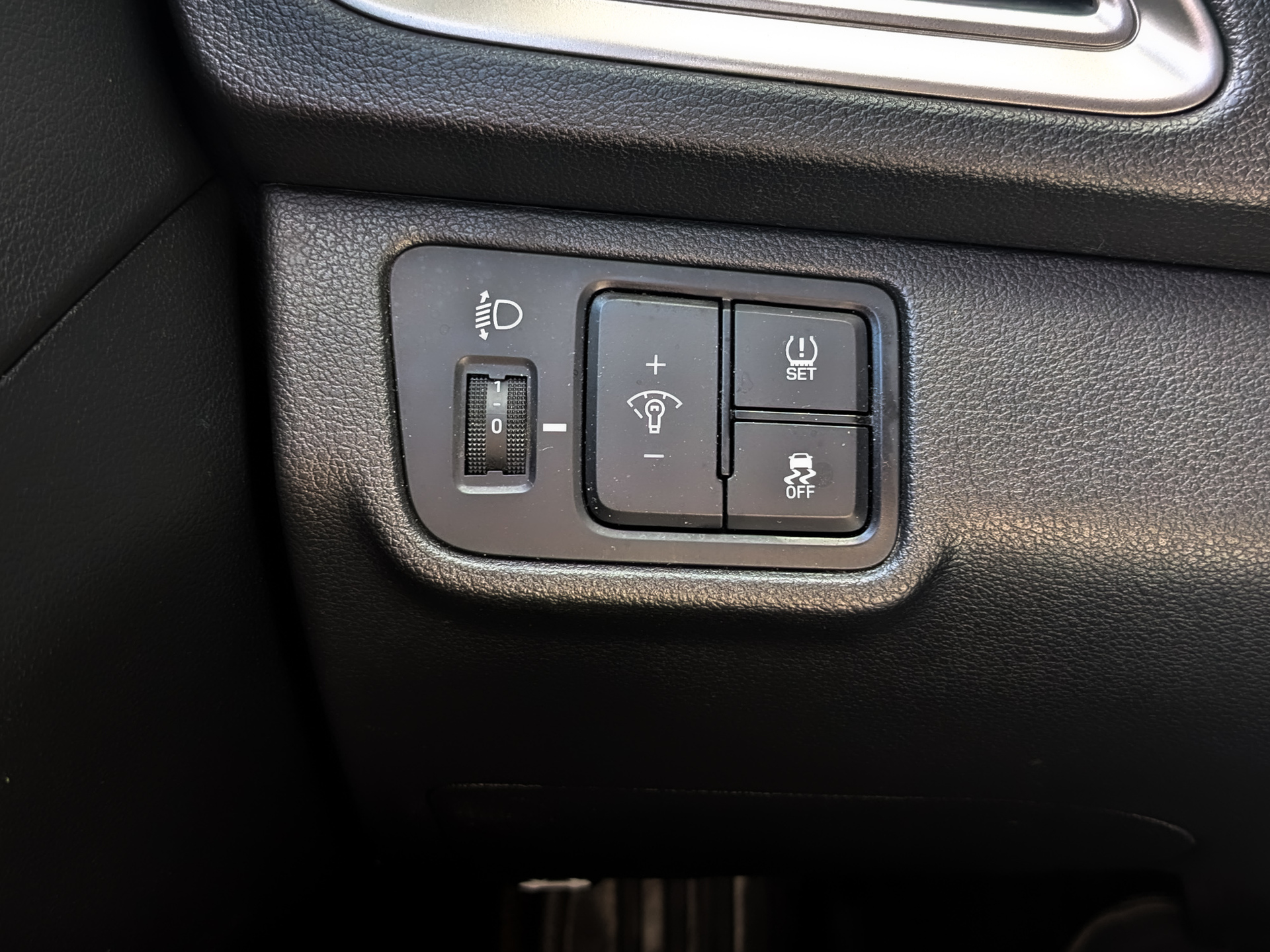 HYUNDAI Solaris 1.60 (123 л.с), автомат, 2022, пробег 87 845 км