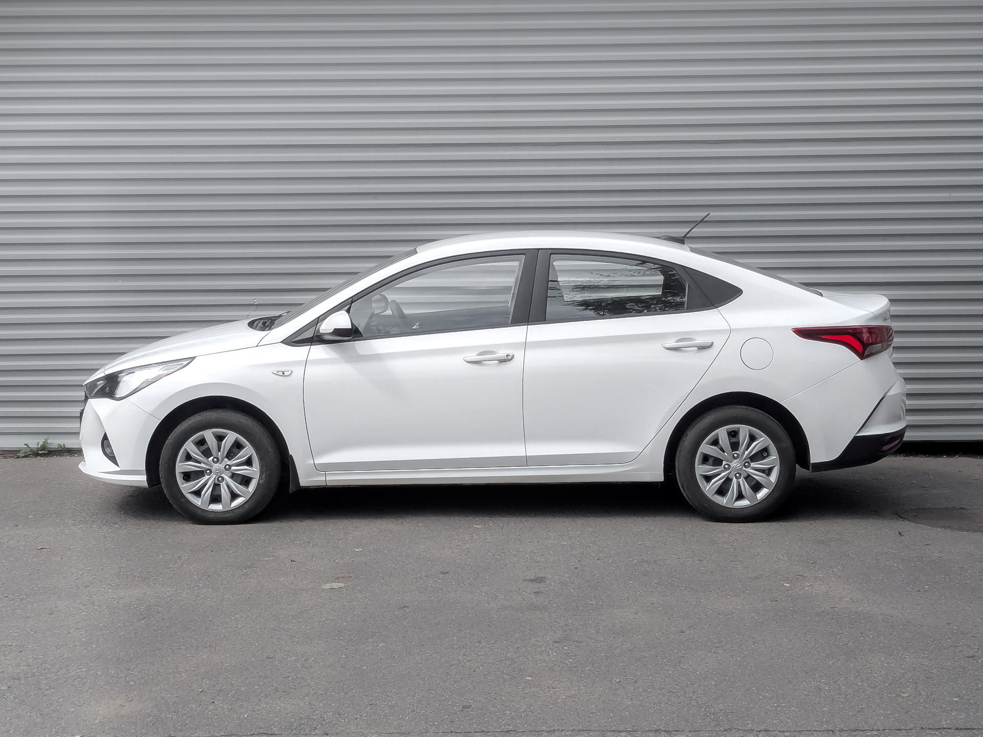 HYUNDAI Solaris 1.60 (123 л.с), автомат, 2022, пробег 87 026 км