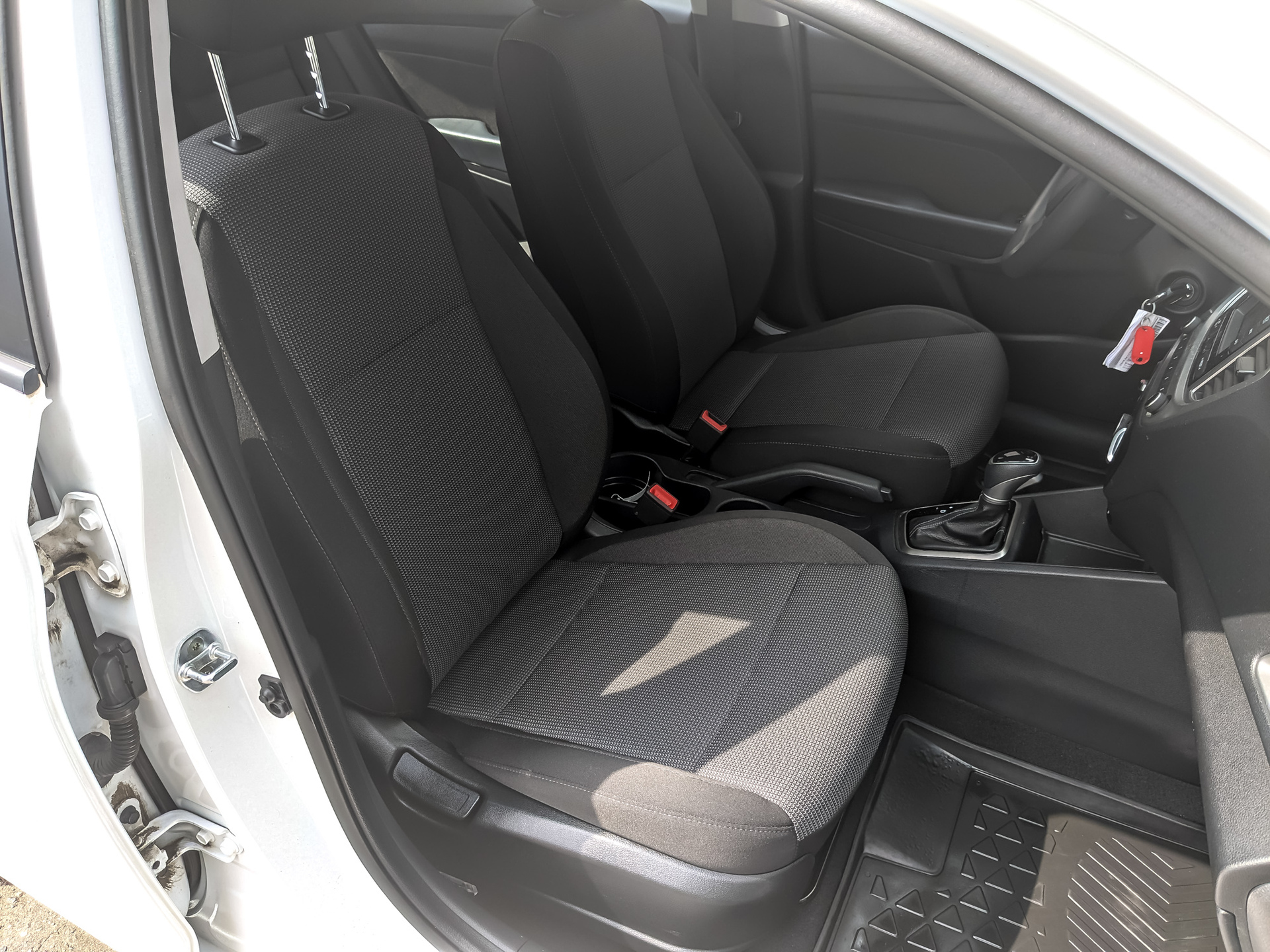 HYUNDAI Solaris 1.60 (123 л.с), автомат, 2022, пробег 87 026 км