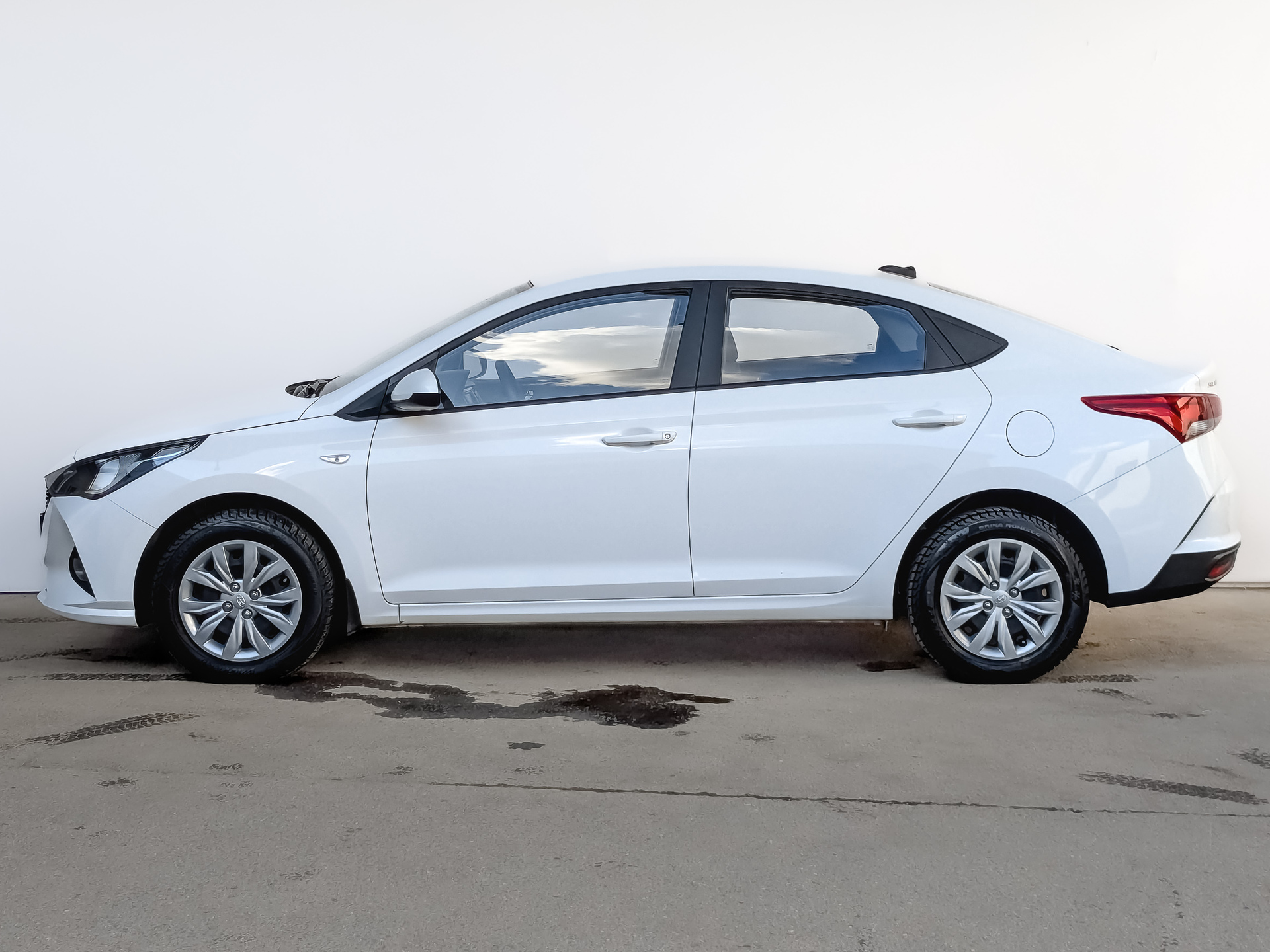 HYUNDAI Solaris 1.60 (123 л.с), автомат, 2022, пробег 74 258 км