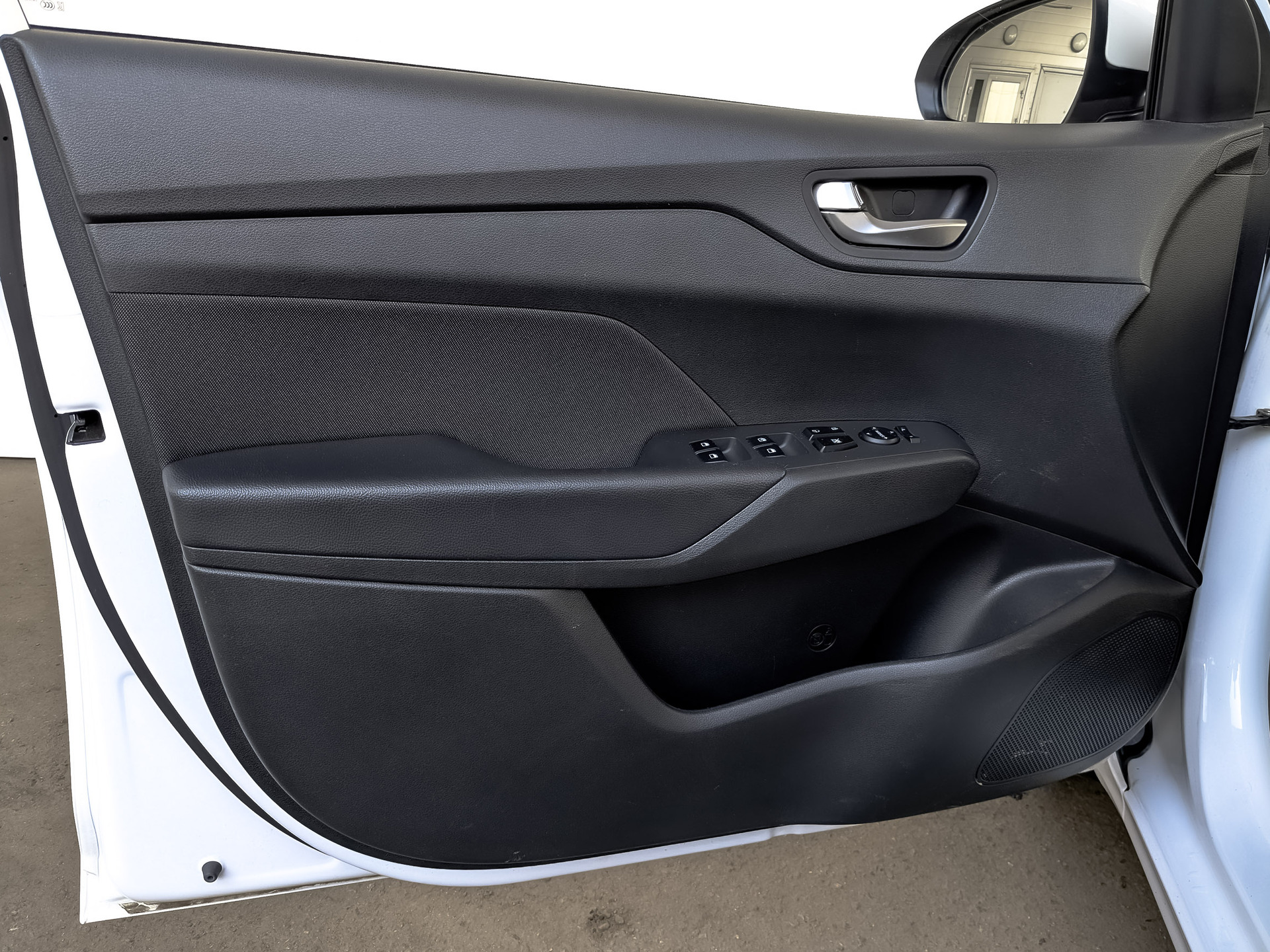 HYUNDAI Solaris 1.60 (123 л.с), автомат, 2022, пробег 74 258 км