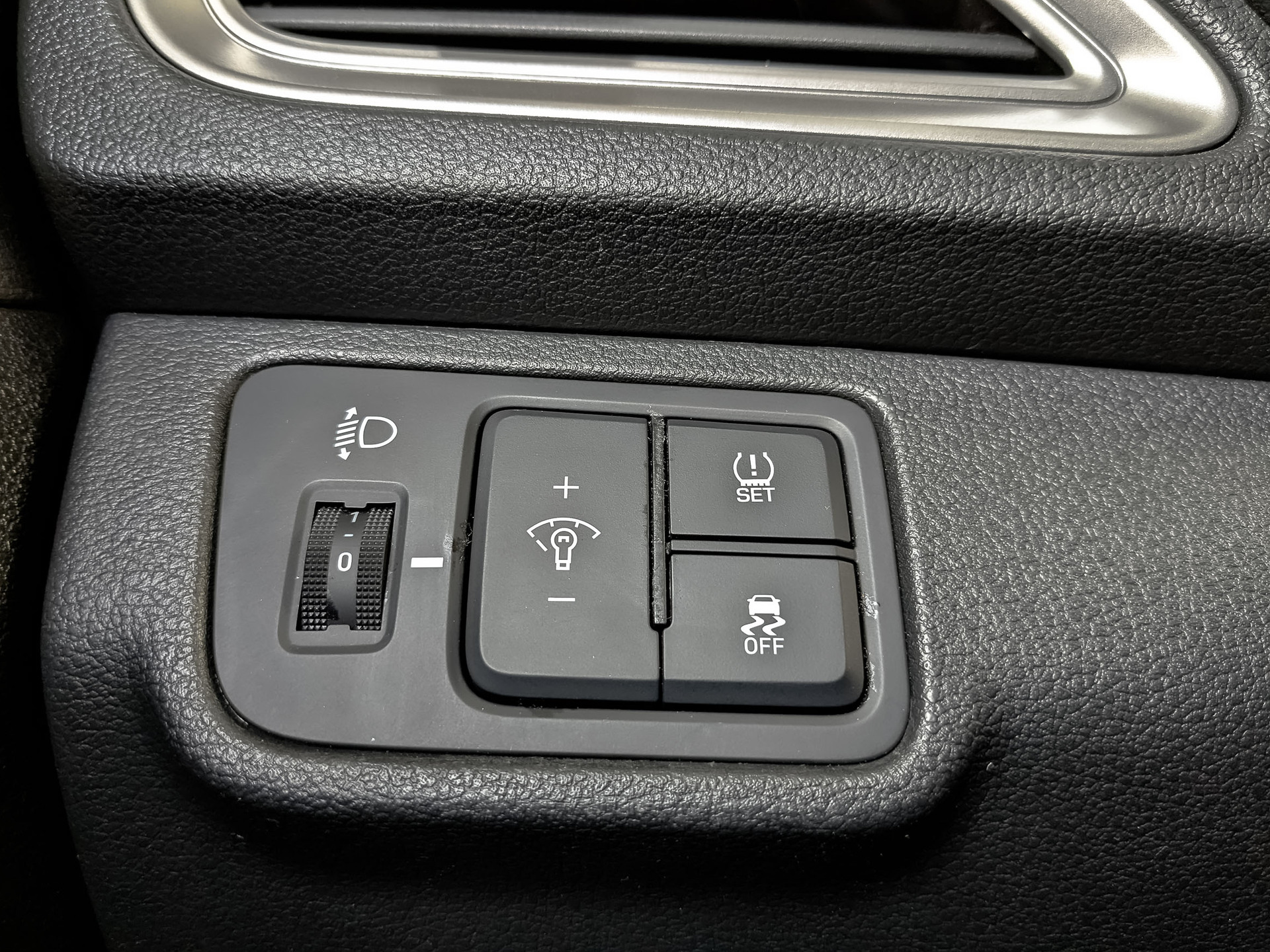 HYUNDAI Solaris 1.60 (123 л.с), автомат, 2022, пробег 74 258 км