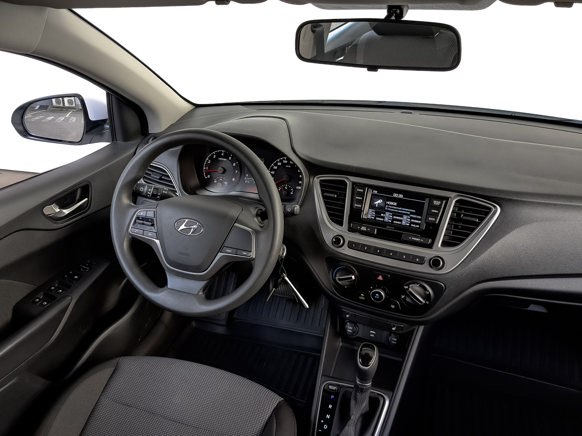 HYUNDAI Solaris 1.60 (123 л.с), автомат, 2022, пробег 74 258 км