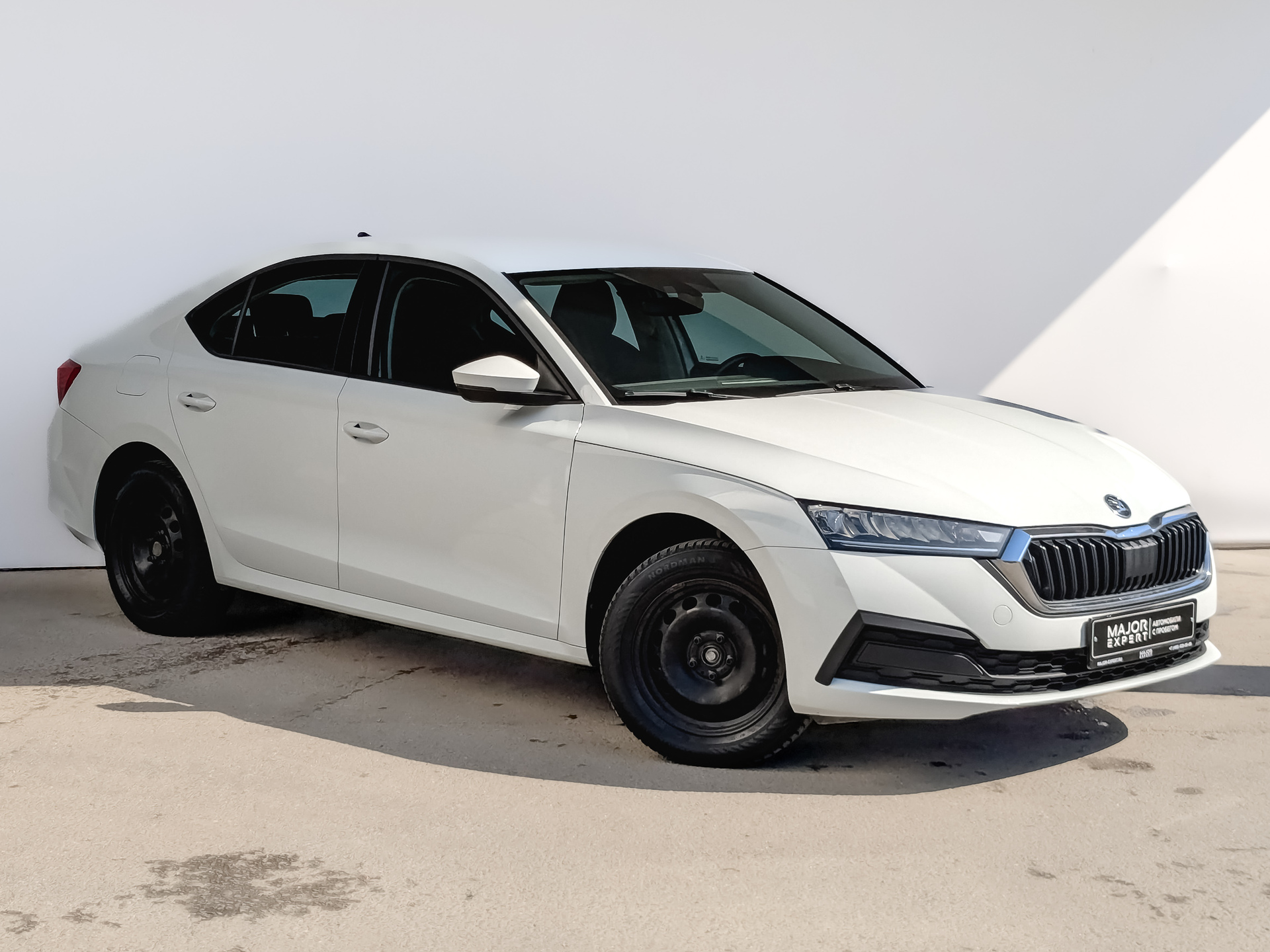 SKODA Octavia 1.60 (110 л.с), автомат, 2021, пробег 87 506 км