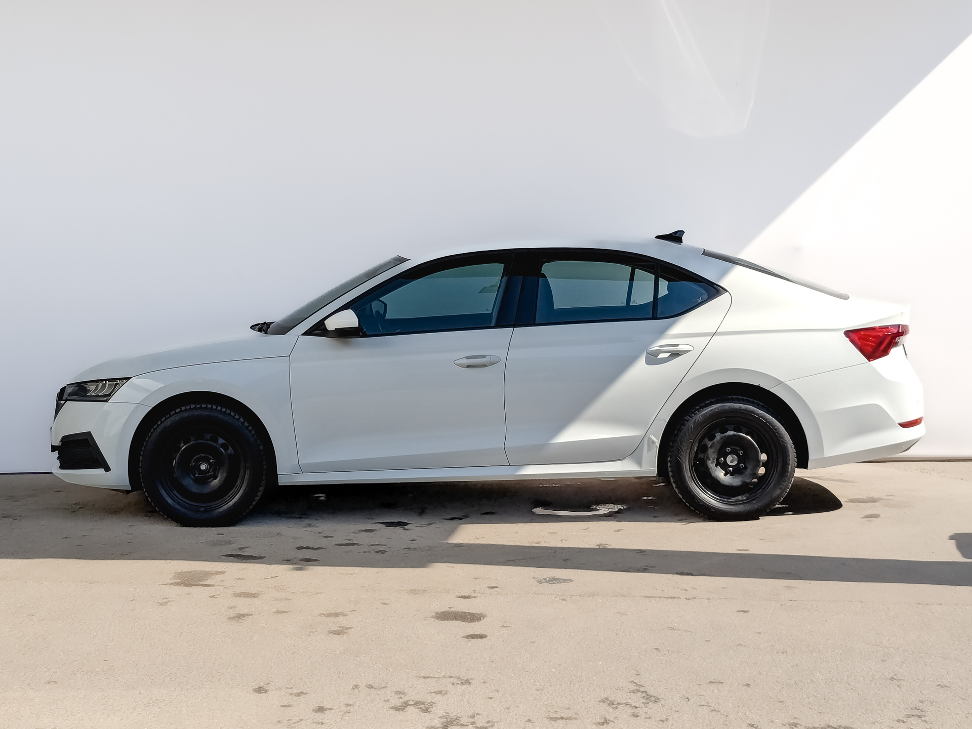SKODA Octavia 1.60 (110 л.с), автомат, 2021, пробег 87 506 км