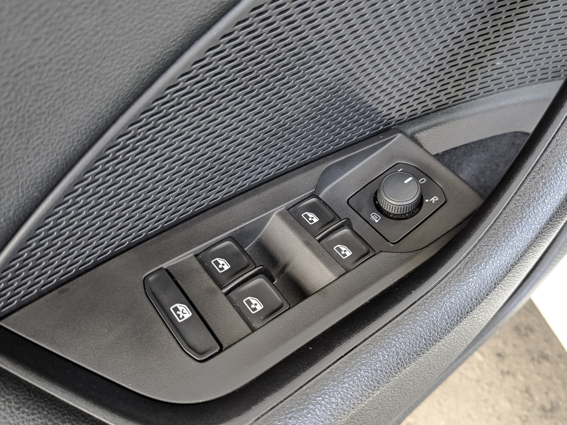 SKODA Octavia 1.60 (110 л.с), автомат, 2021, пробег 87 506 км