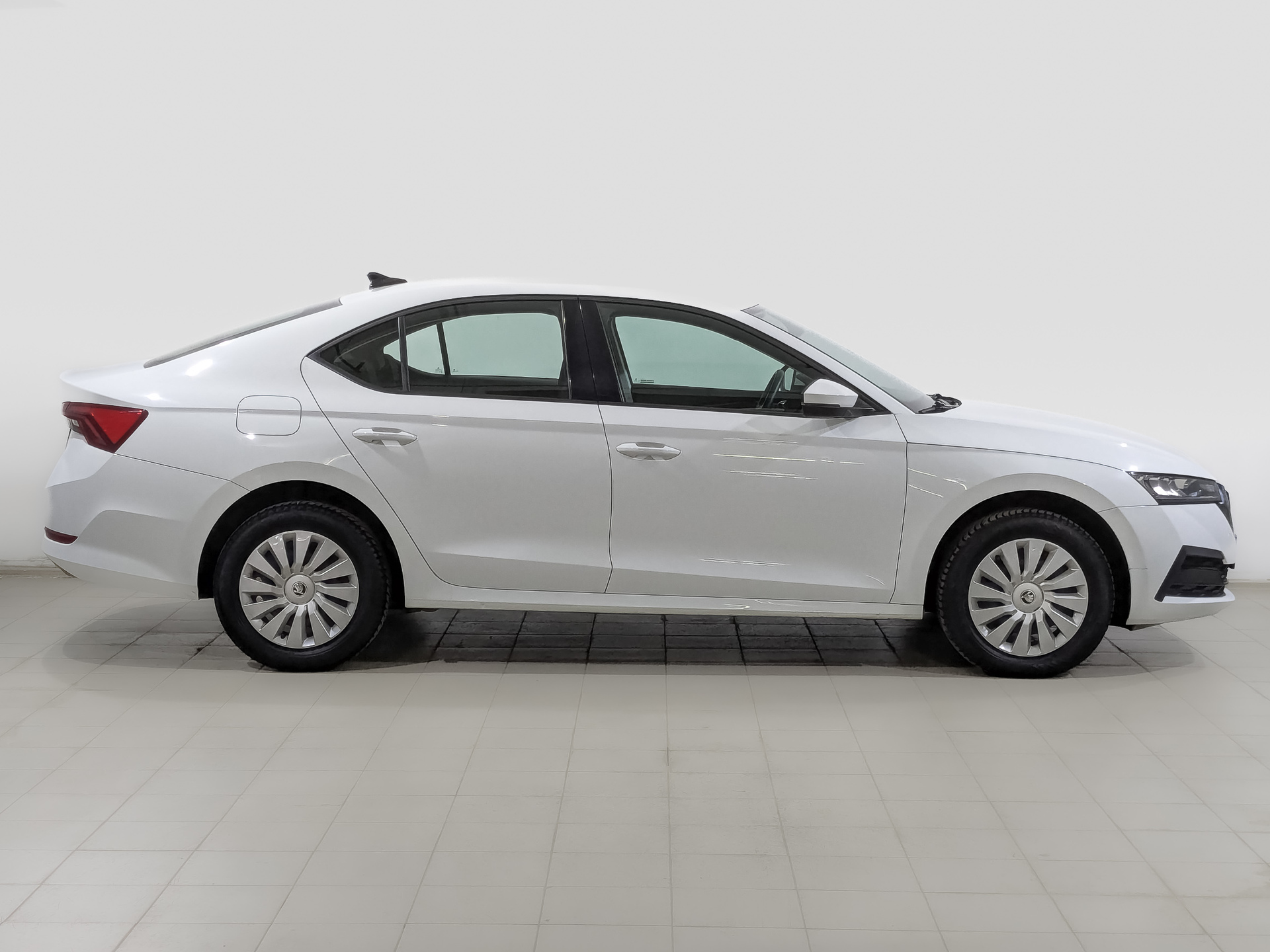 SKODA Octavia 1.60 (110 л.с), автомат, 2021, пробег 53 778 км