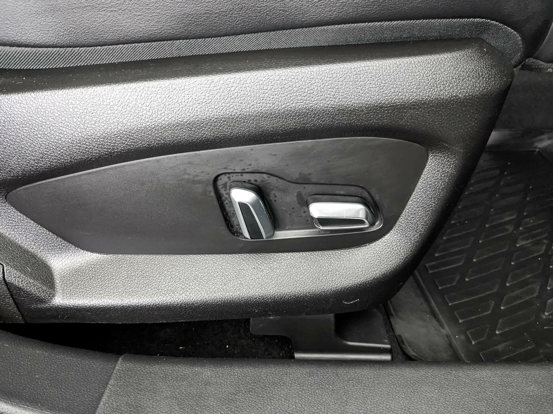 EXEED VX 2.00 (249 л.с), автомат, 2023, пробег 48 770 км