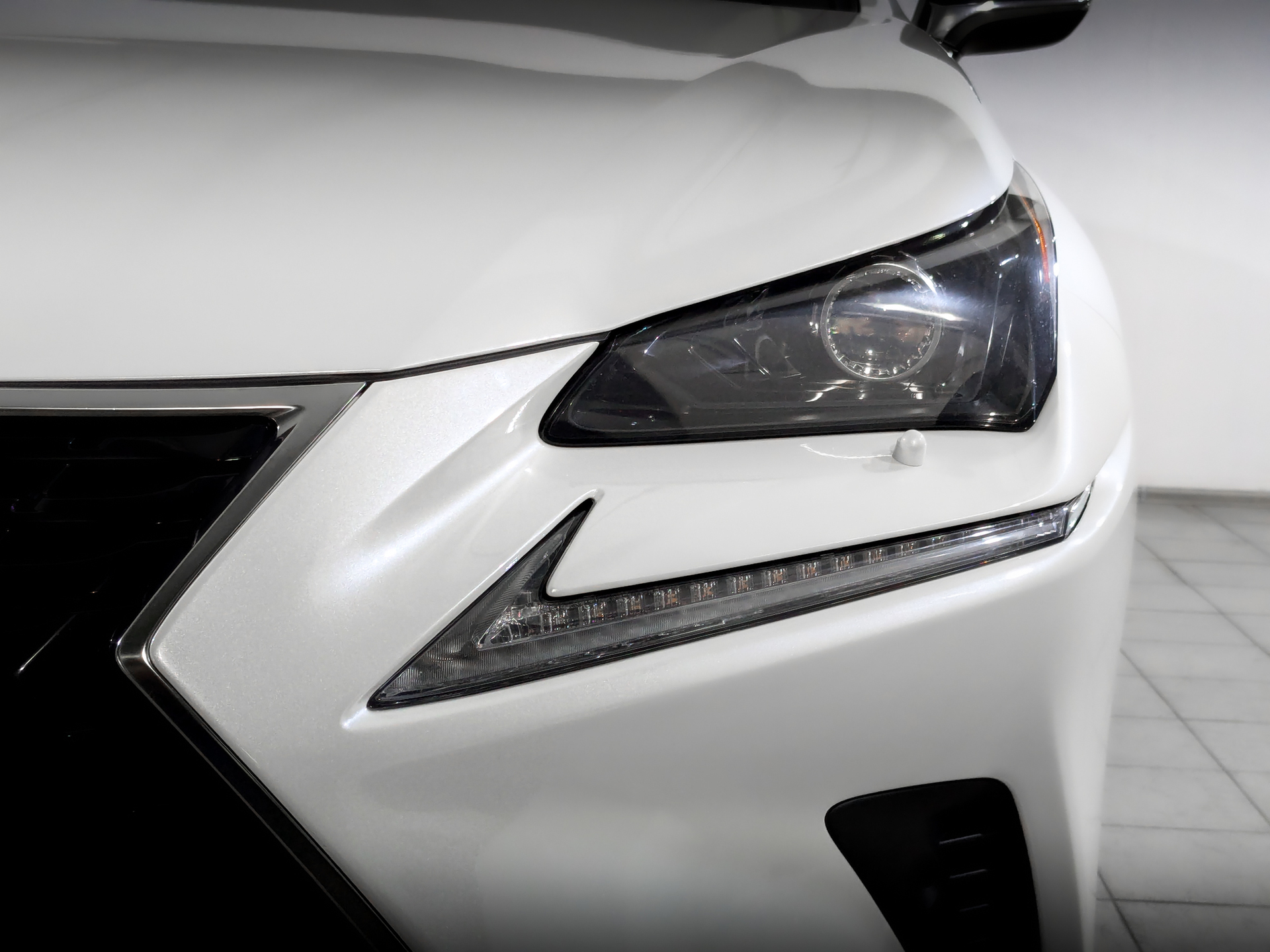 LEXUS NX 2.00 (150 л.с), автомат, 2021, пробег 103 866 км