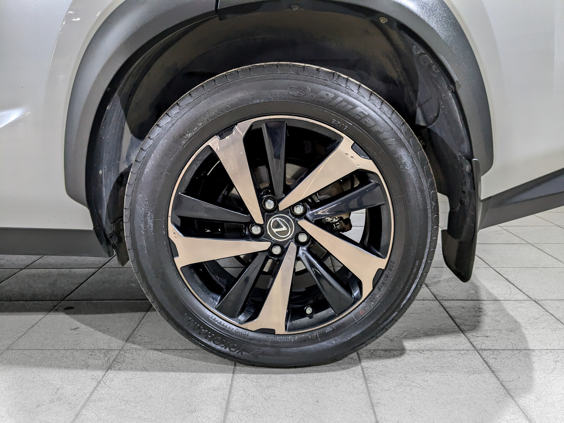 LEXUS NX 2.00 (150 л.с), автомат, 2021, пробег 103 866 км