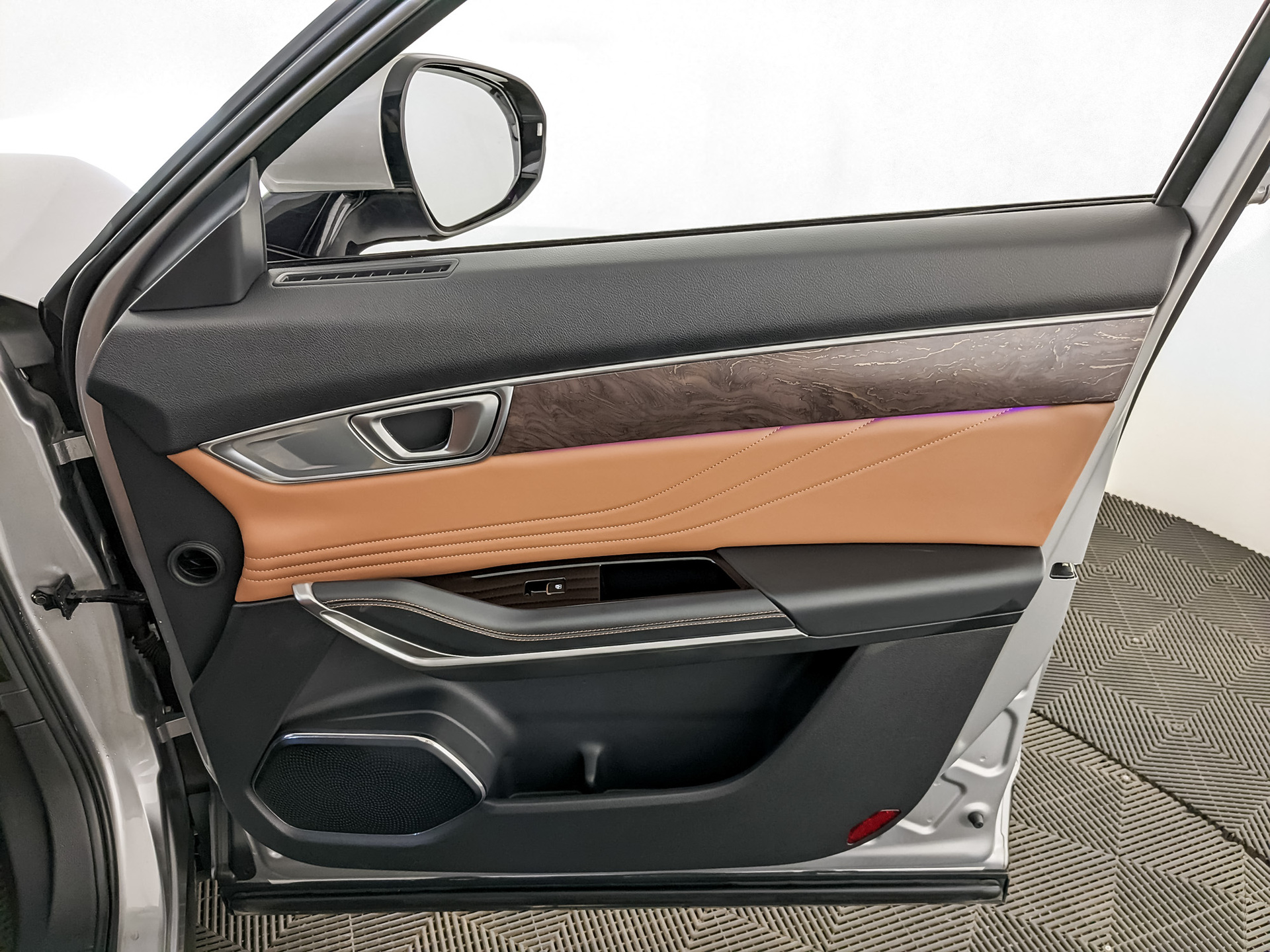 FAW Bestune T99 2.00 (224 л.с), автомат, 2023, пробег 56 805 км