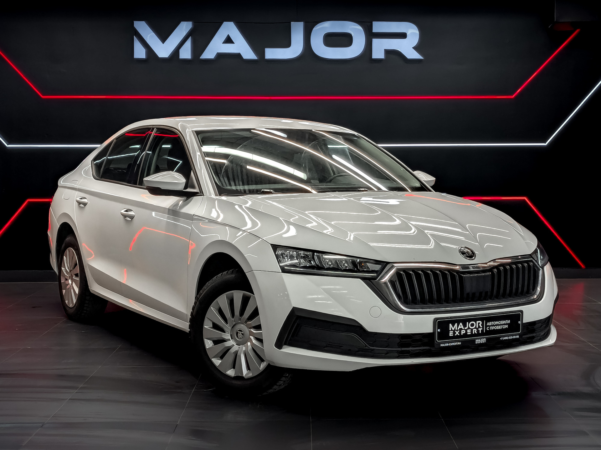 SKODA Octavia 1.60 (110 л.с), автомат, 2021, пробег 76 284 км