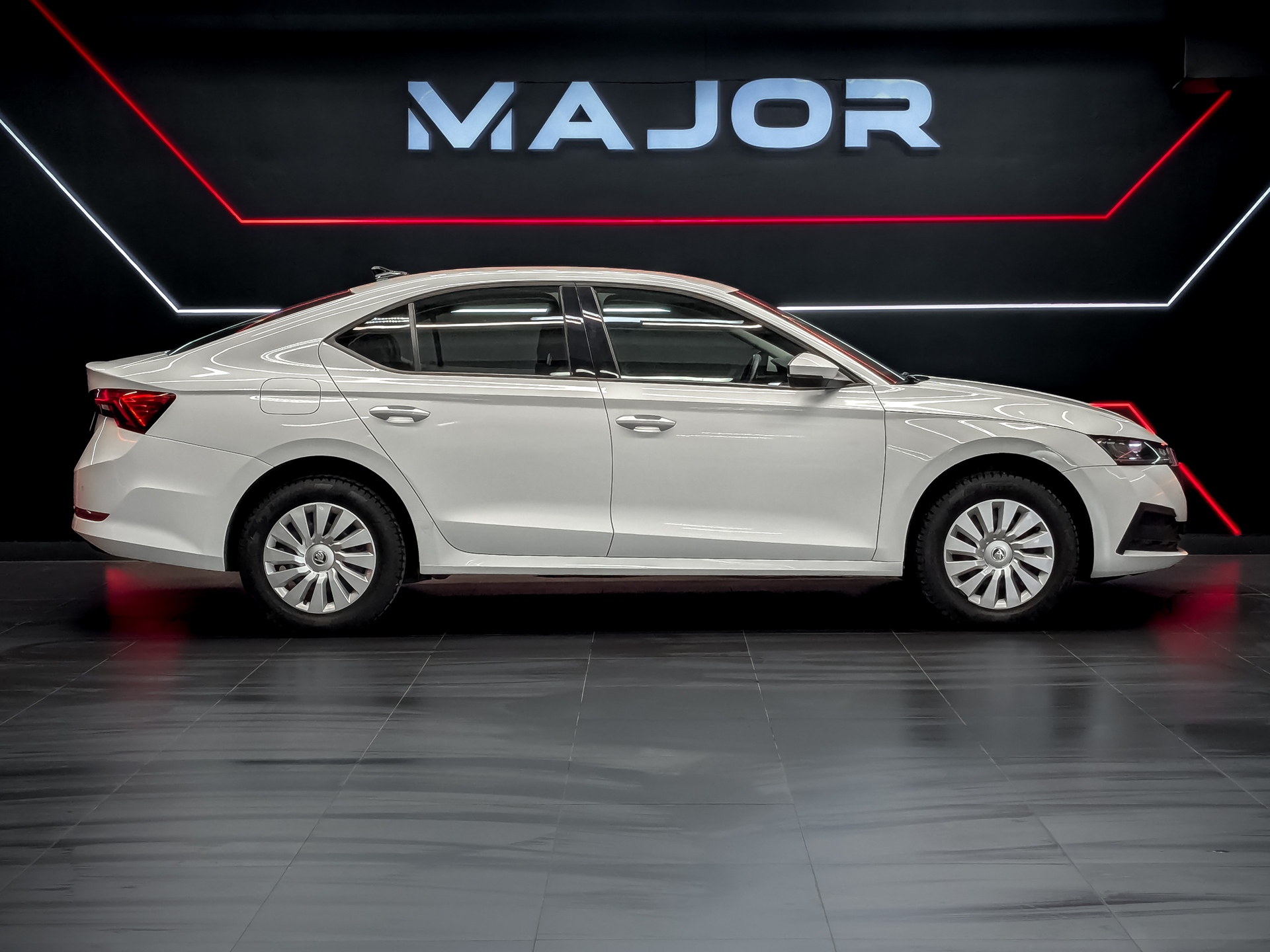 SKODA Octavia 1.60 (110 л.с), автомат, 2021, пробег 76 284 км