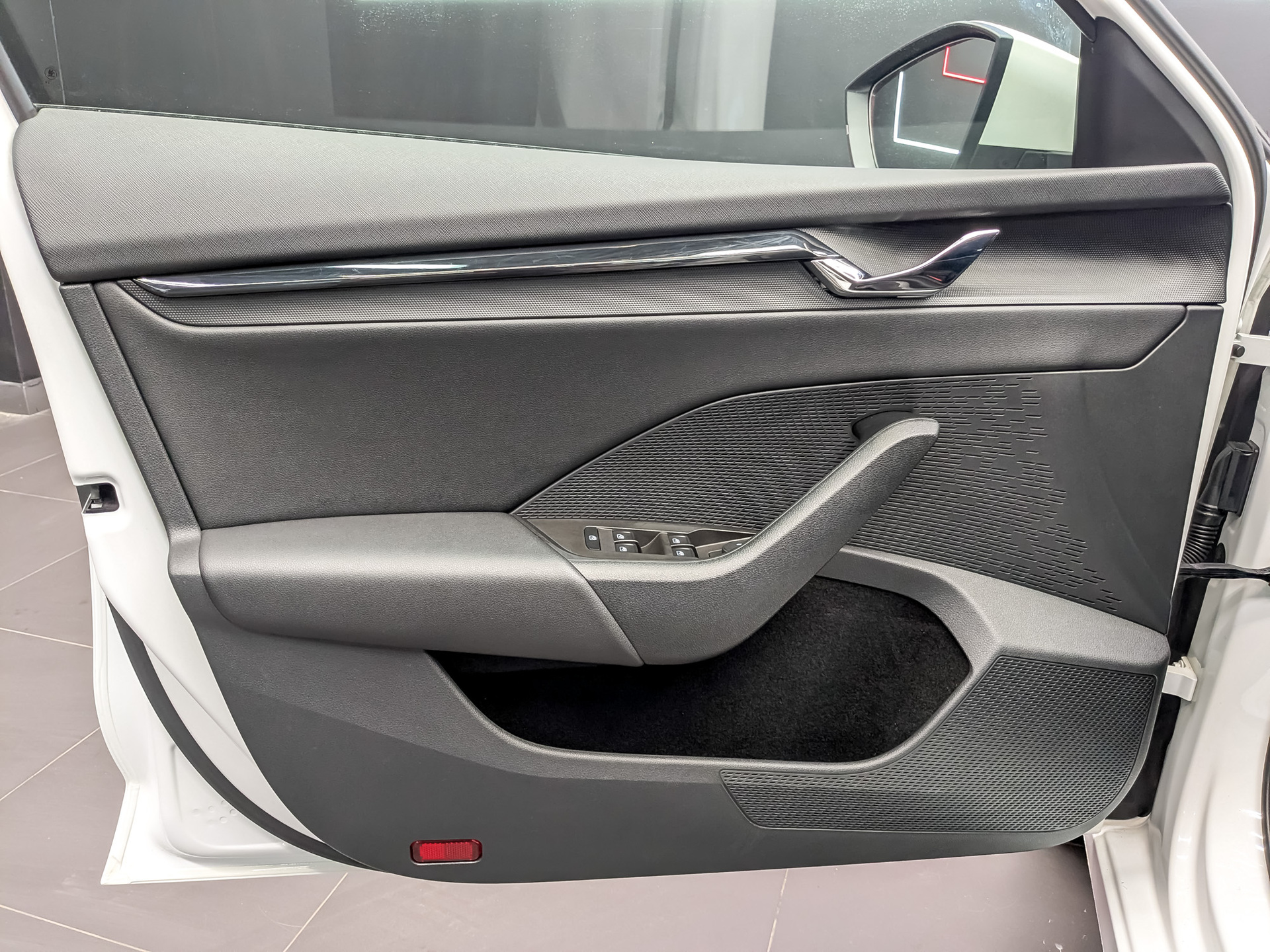 SKODA Octavia 1.60 (110 л.с), автомат, 2021, пробег 76 284 км