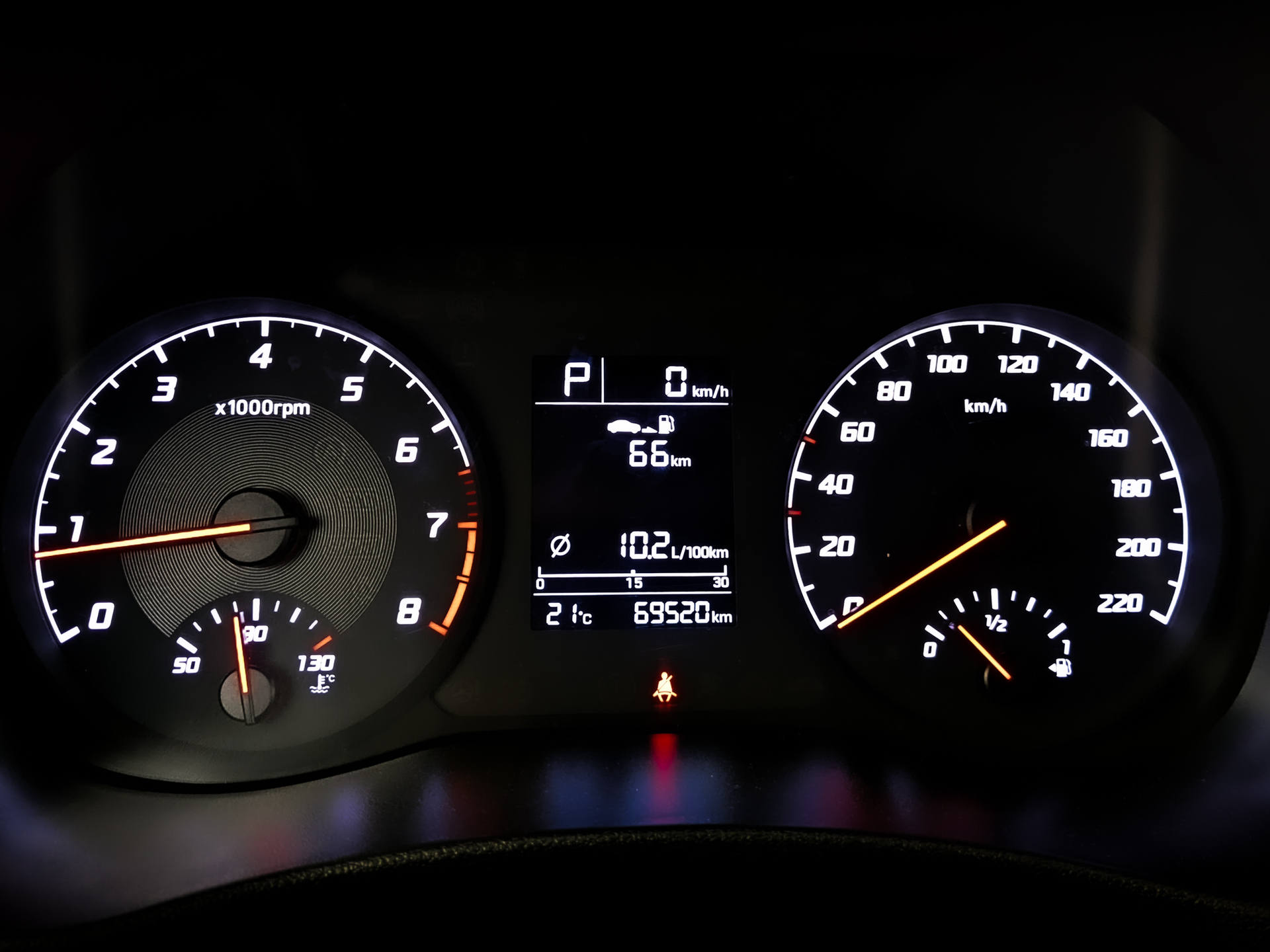 HYUNDAI Solaris 1.60 (123 л.с), автомат, 2022, пробег 69 491 км