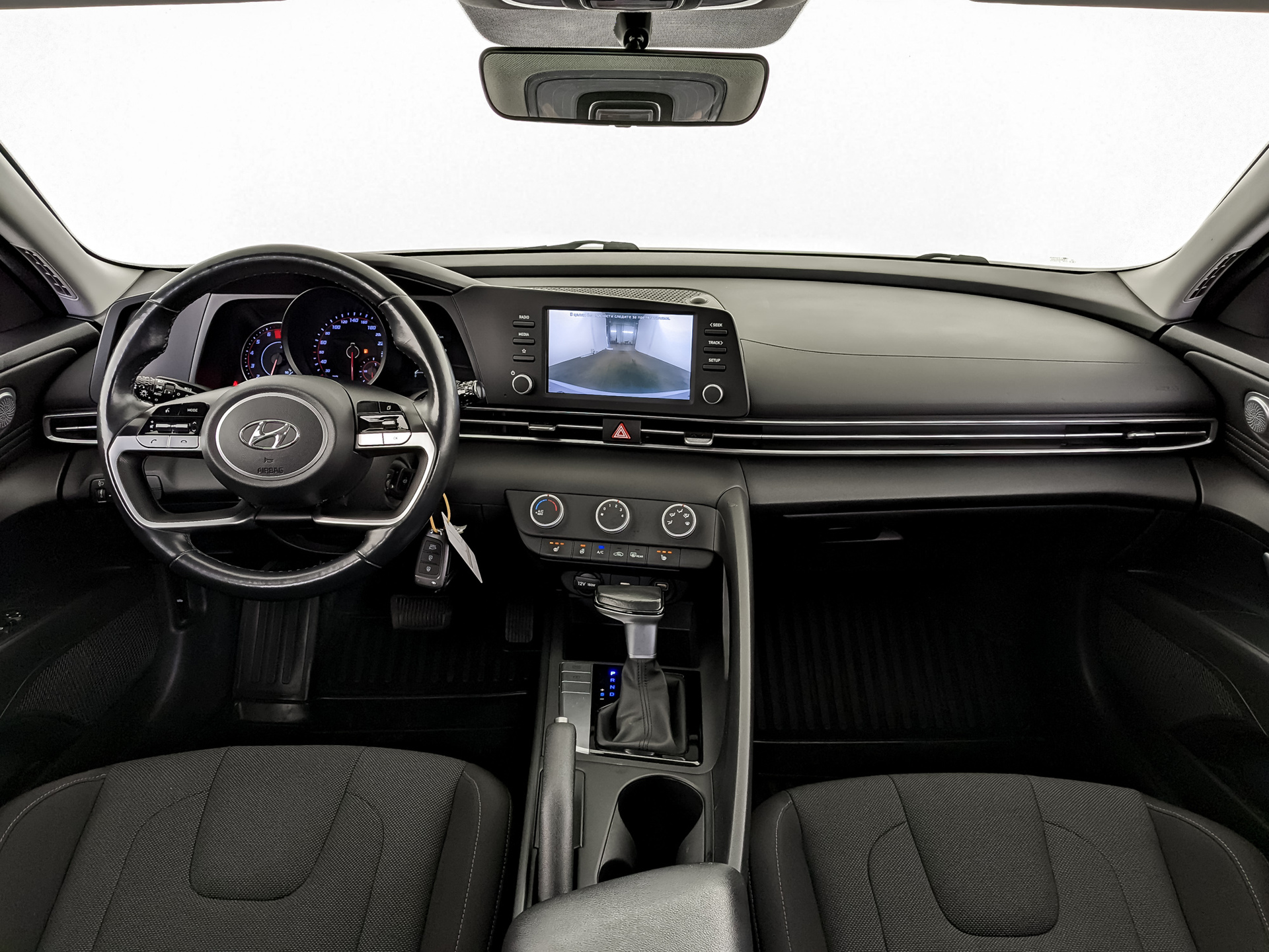 HYUNDAI Elantra 1.60 (128 л.с), автомат, 2022, пробег 70 157 км