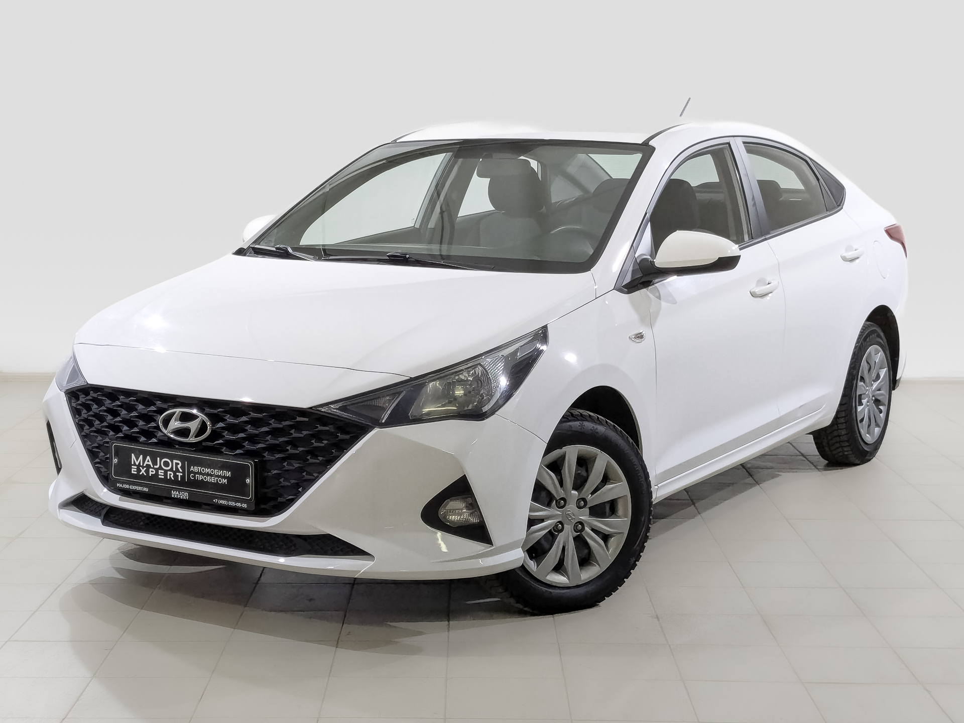HYUNDAI Solaris 1.60 (123 л.с), автомат, 2022, пробег 136 830 км