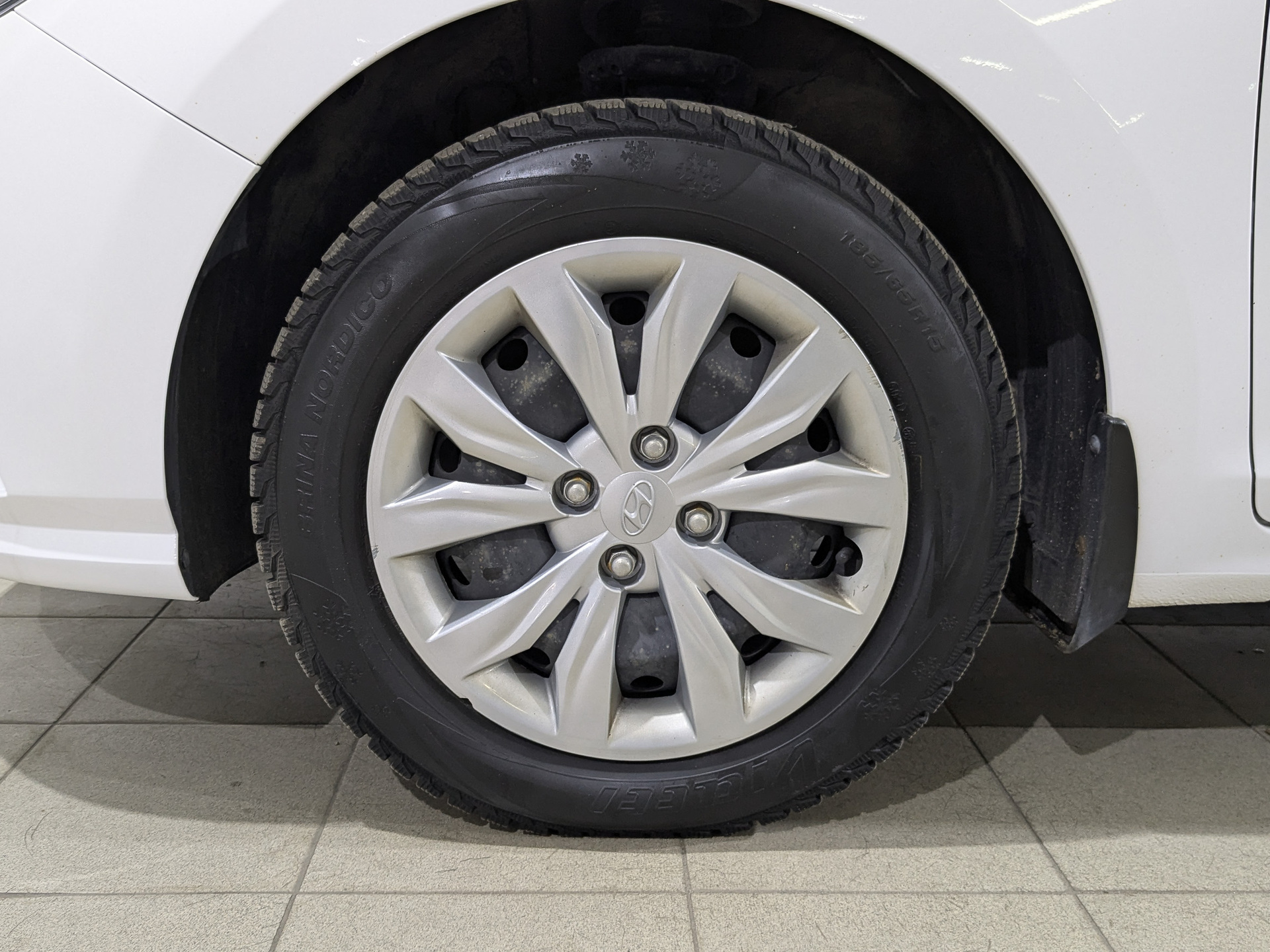 HYUNDAI Solaris 1.60 (123 л.с), автомат, 2022, пробег 136 830 км