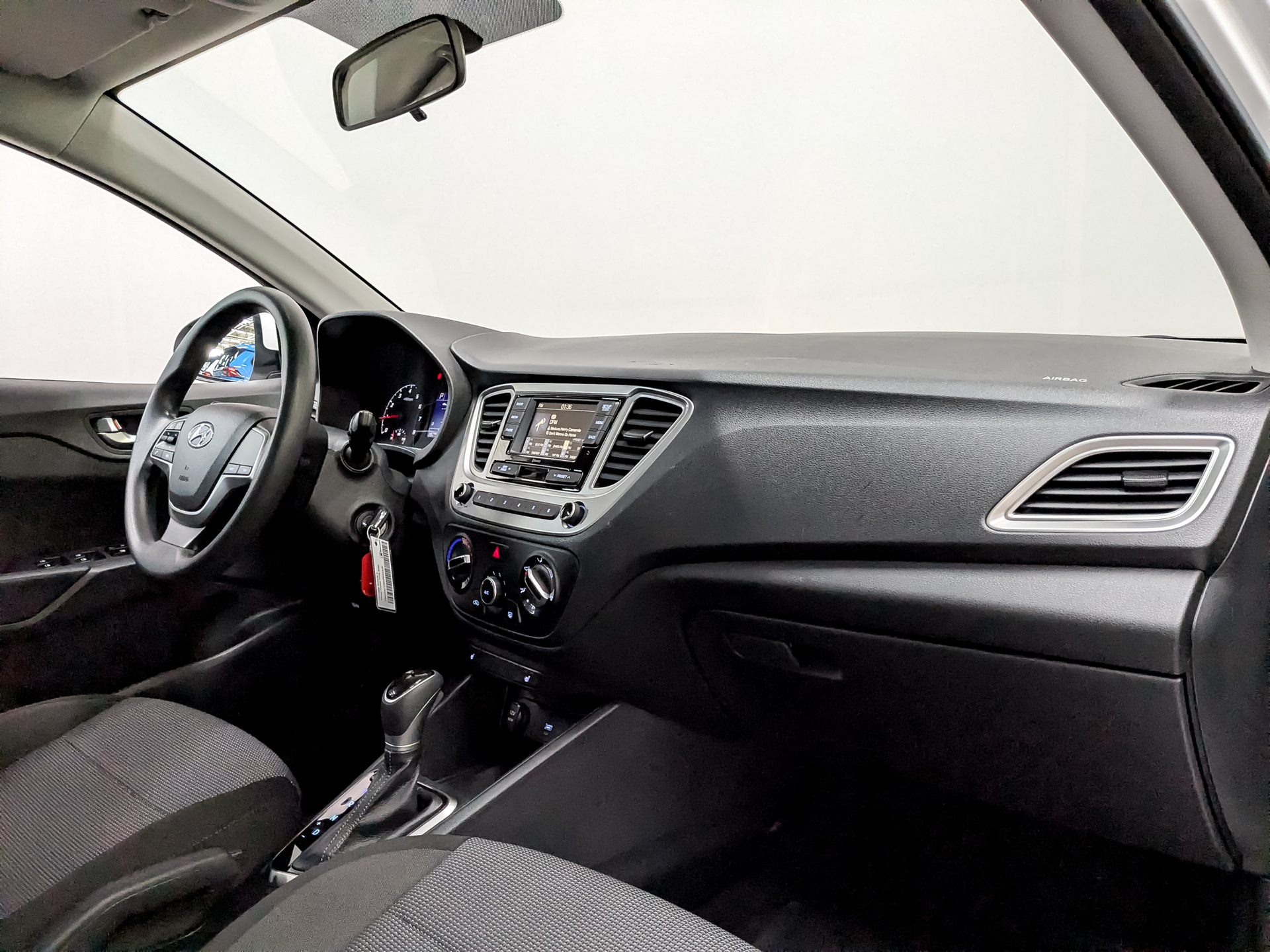HYUNDAI Solaris 1.60 (123 л.с), автомат, 2022, пробег 72 478 км
