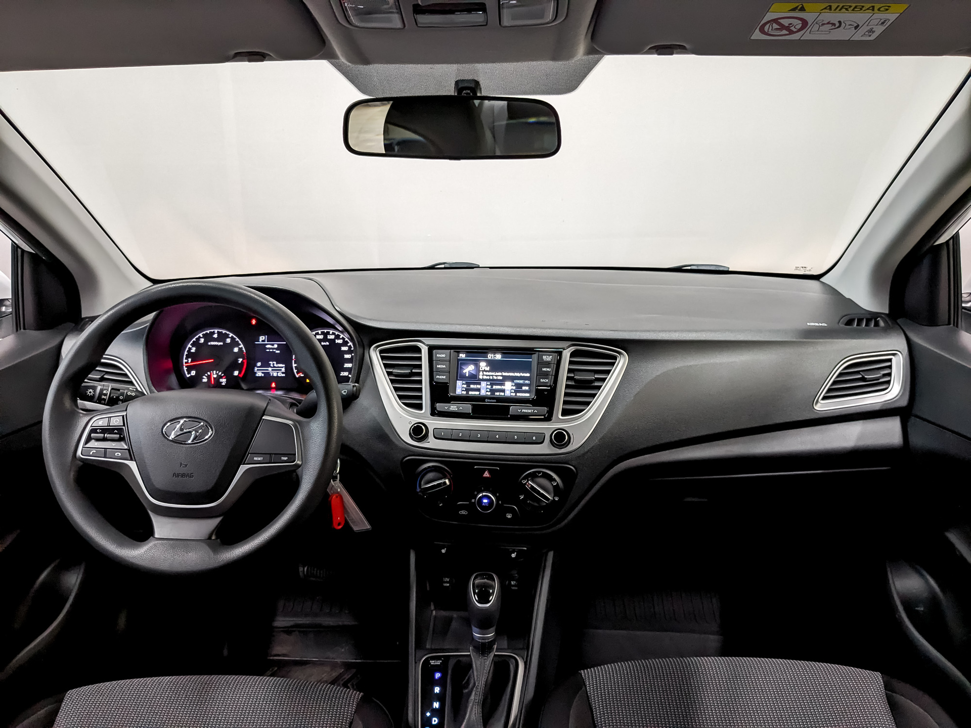 HYUNDAI Solaris 1.60 (123 л.с), автомат, 2022, пробег 72 478 км