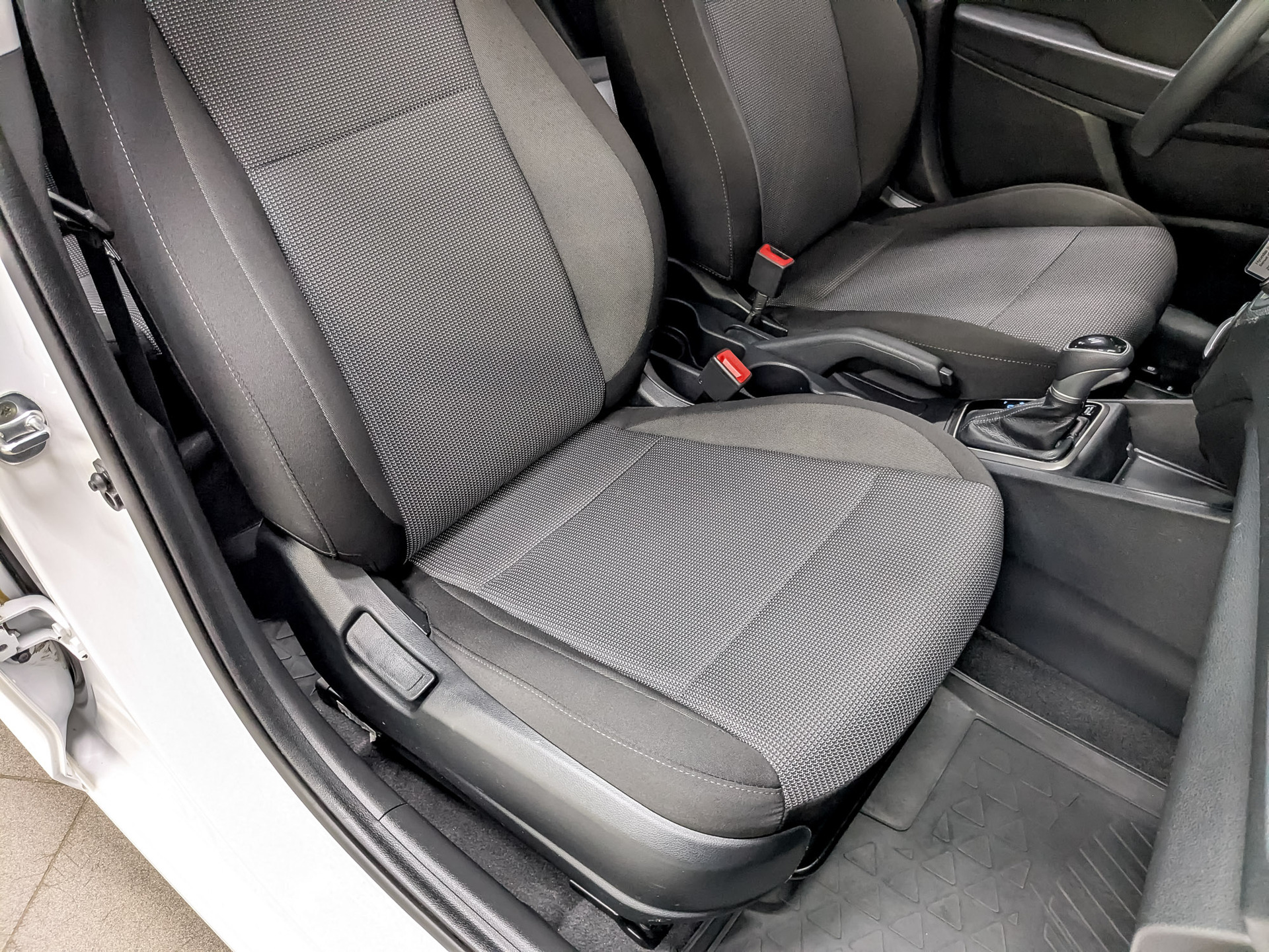 HYUNDAI Solaris 1.60 (123 л.с), автомат, 2022, пробег 72 478 км