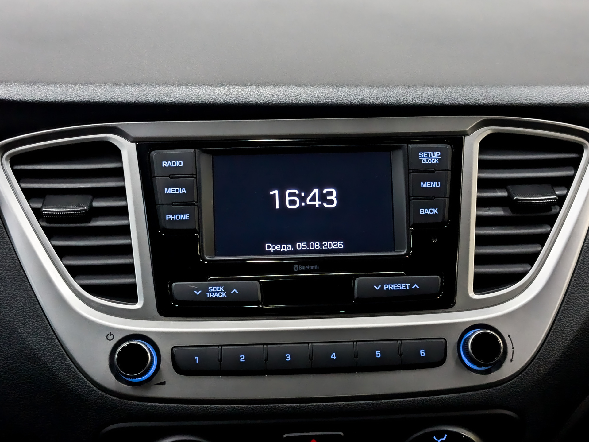 HYUNDAI Solaris 1.60 (123 л.с), автомат, 2022, пробег 90 141 км
