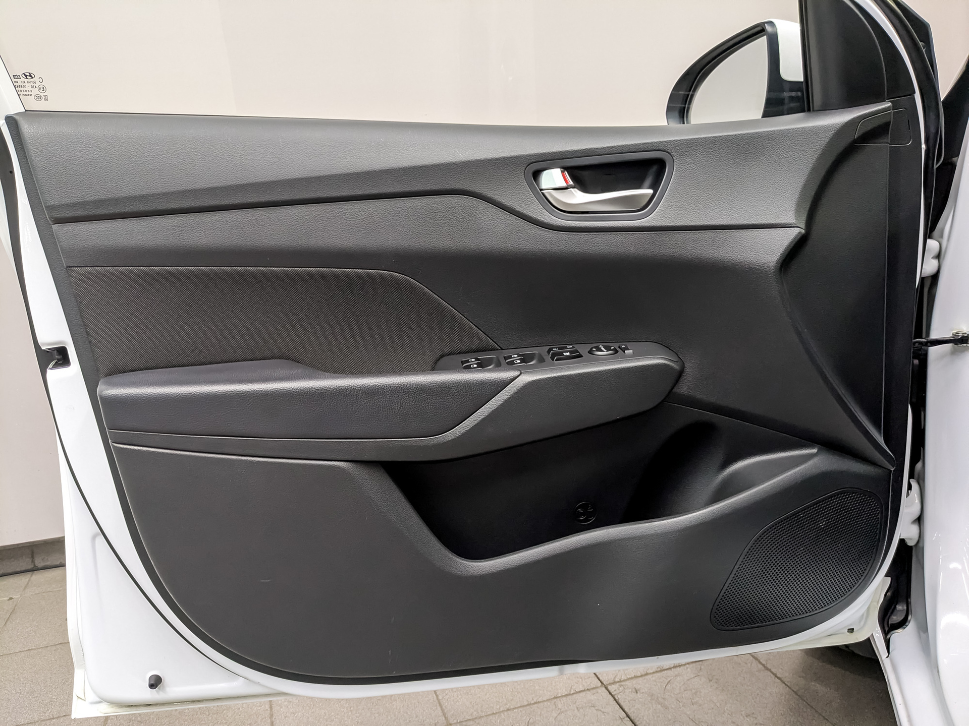 HYUNDAI Solaris 1.60 (123 л.с), автомат, 2022, пробег 90 141 км