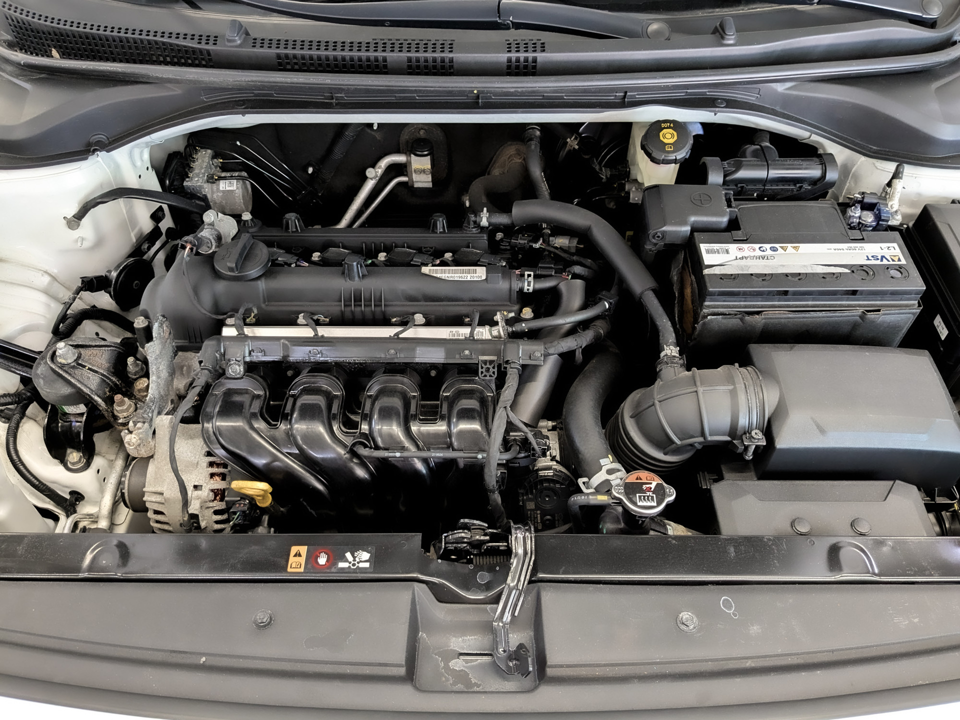 HYUNDAI Solaris 1.60 (123 л.с), автомат, 2022, пробег 83 964 км