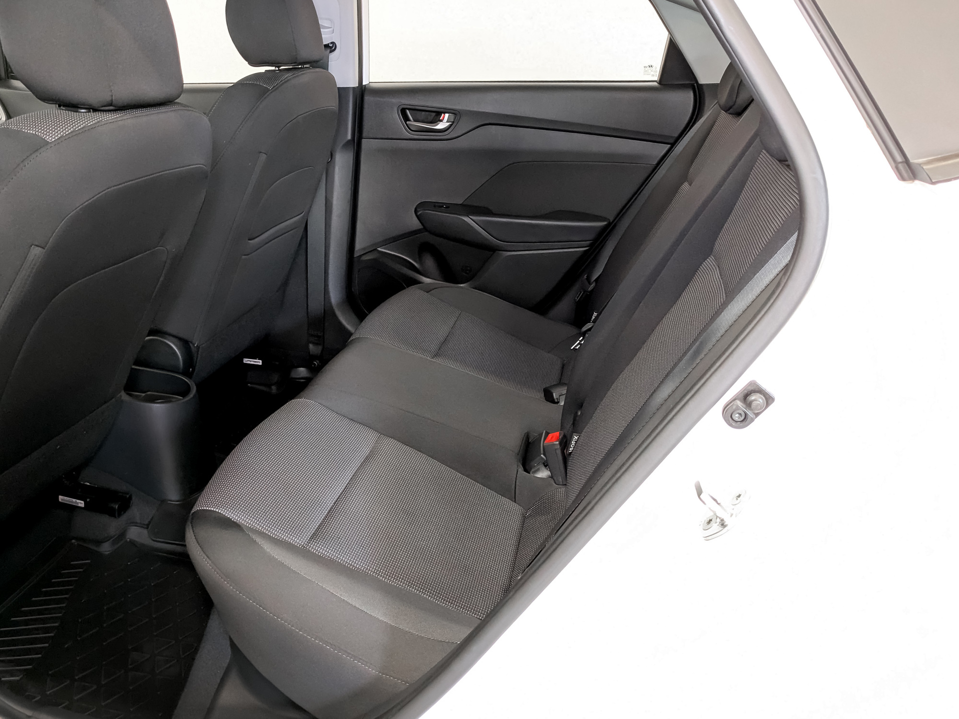 HYUNDAI Solaris 1.60 (123 л.с), автомат, 2022, пробег 83 964 км