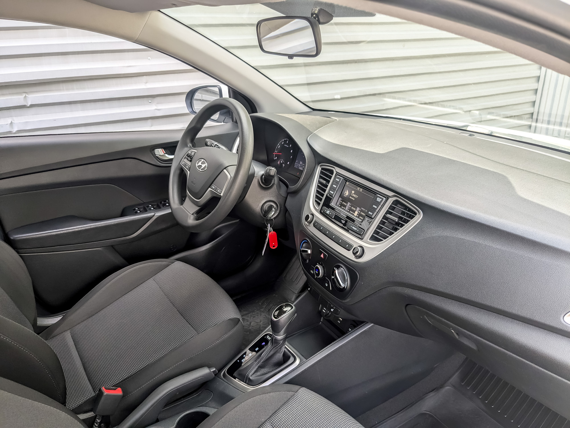 HYUNDAI Solaris 1.60 (123 л.с), автомат, 2022, пробег 76 792 км