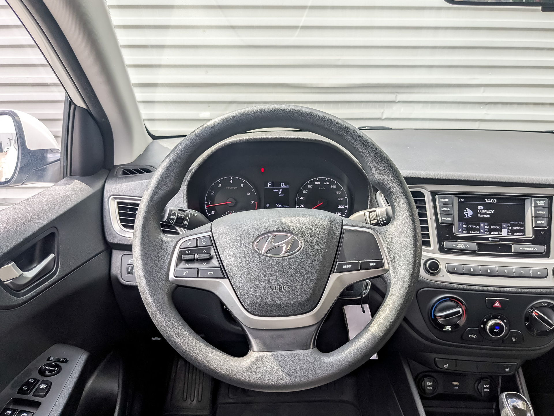 HYUNDAI Solaris 1.60 (123 л.с), автомат, 2022, пробег 76 792 км