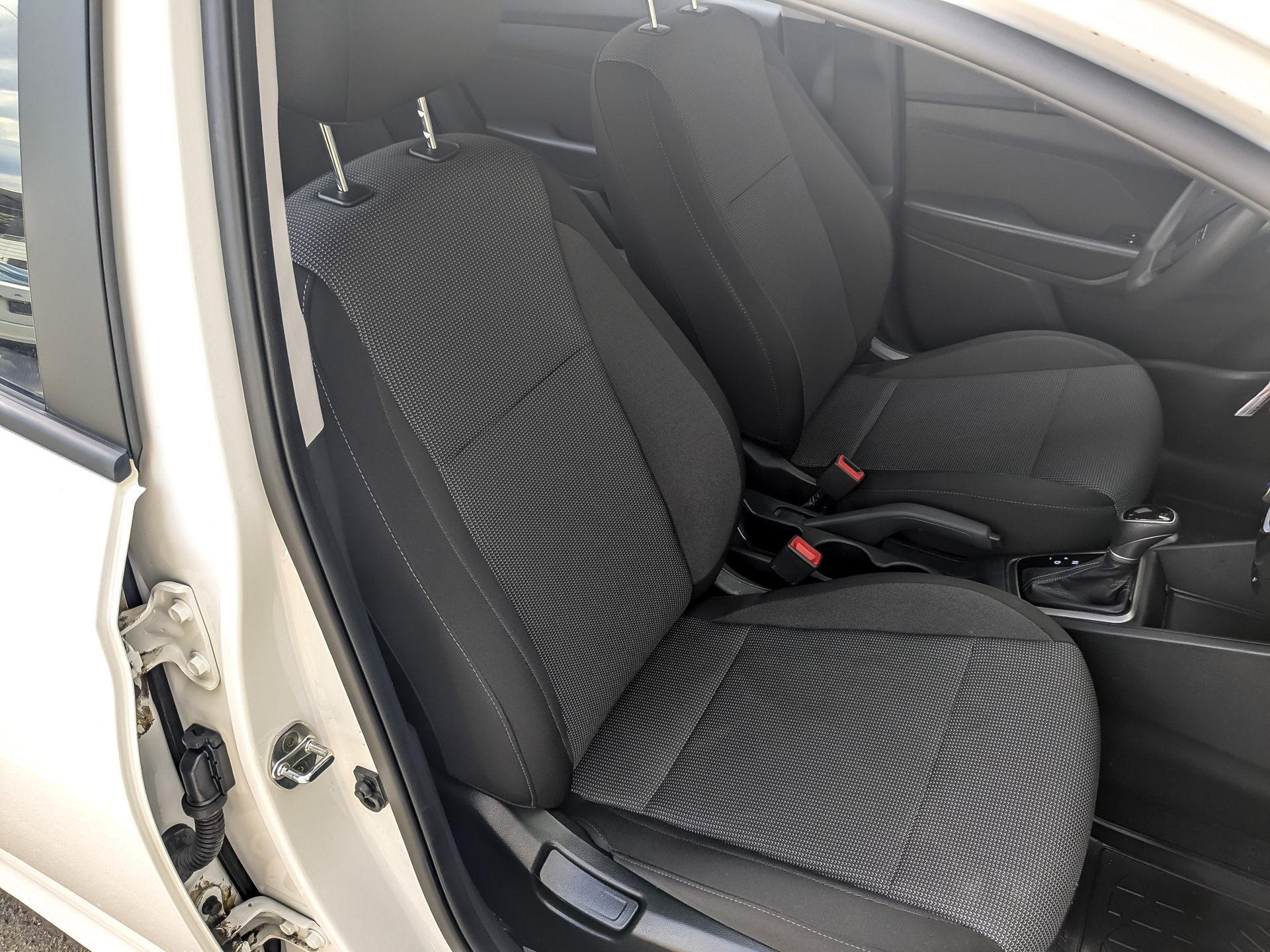 HYUNDAI Solaris 1.60 (123 л.с), автомат, 2022, пробег 76 792 км