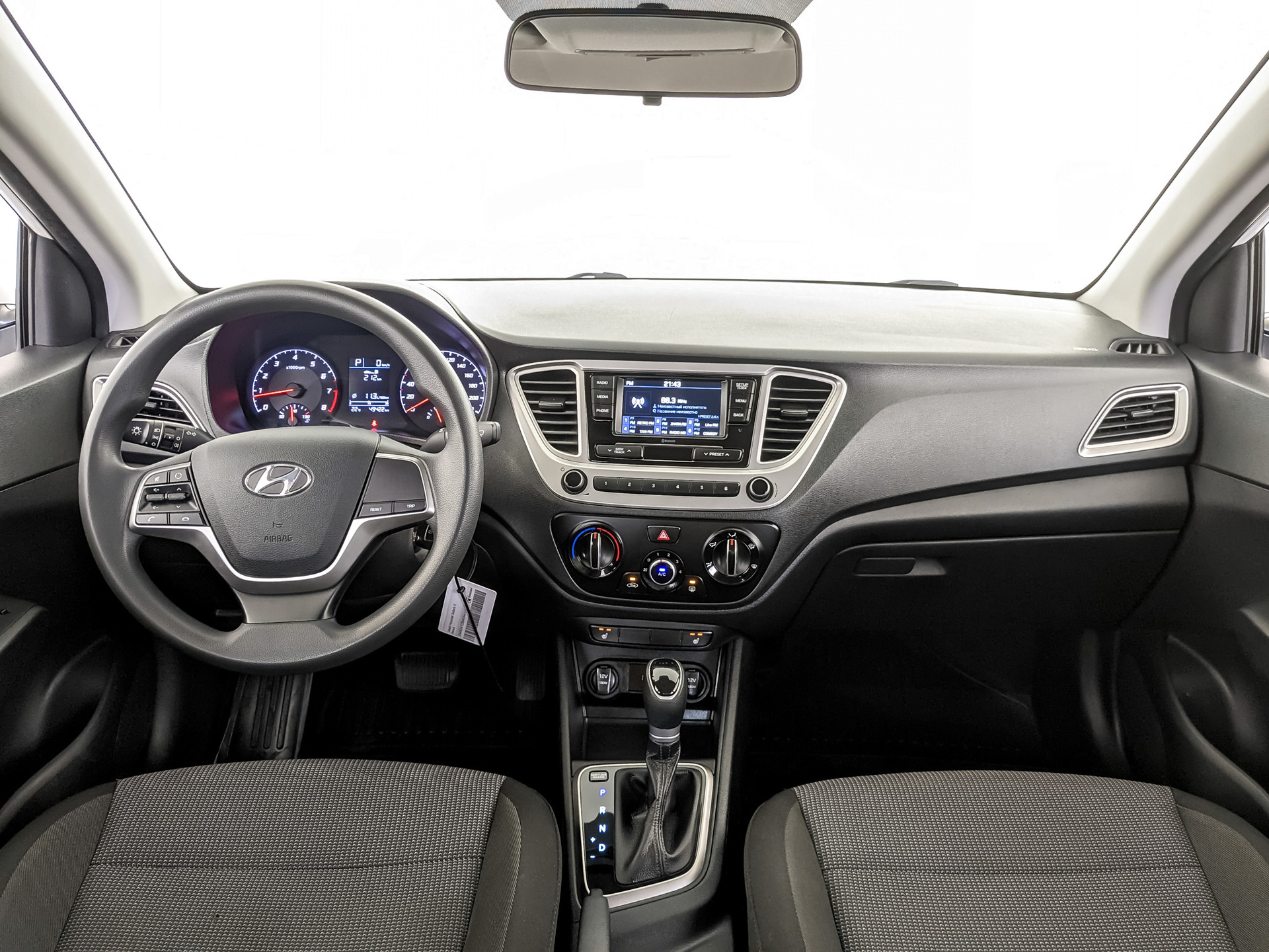 HYUNDAI Solaris 1.60 (123 л.с), автомат, 2022, пробег 49 356 км