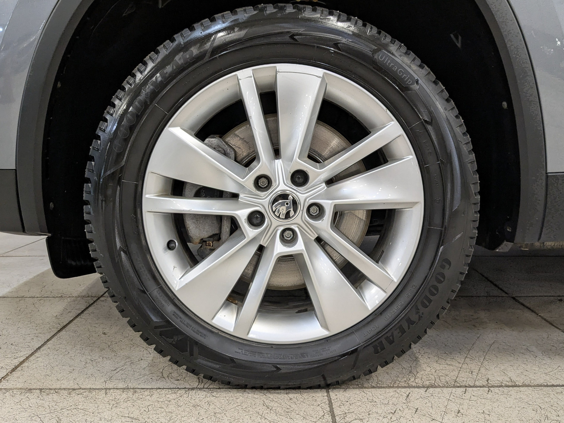 SKODA Kodiaq 2.00 (180 л.с), автомат, 2021, пробег 69 554 км