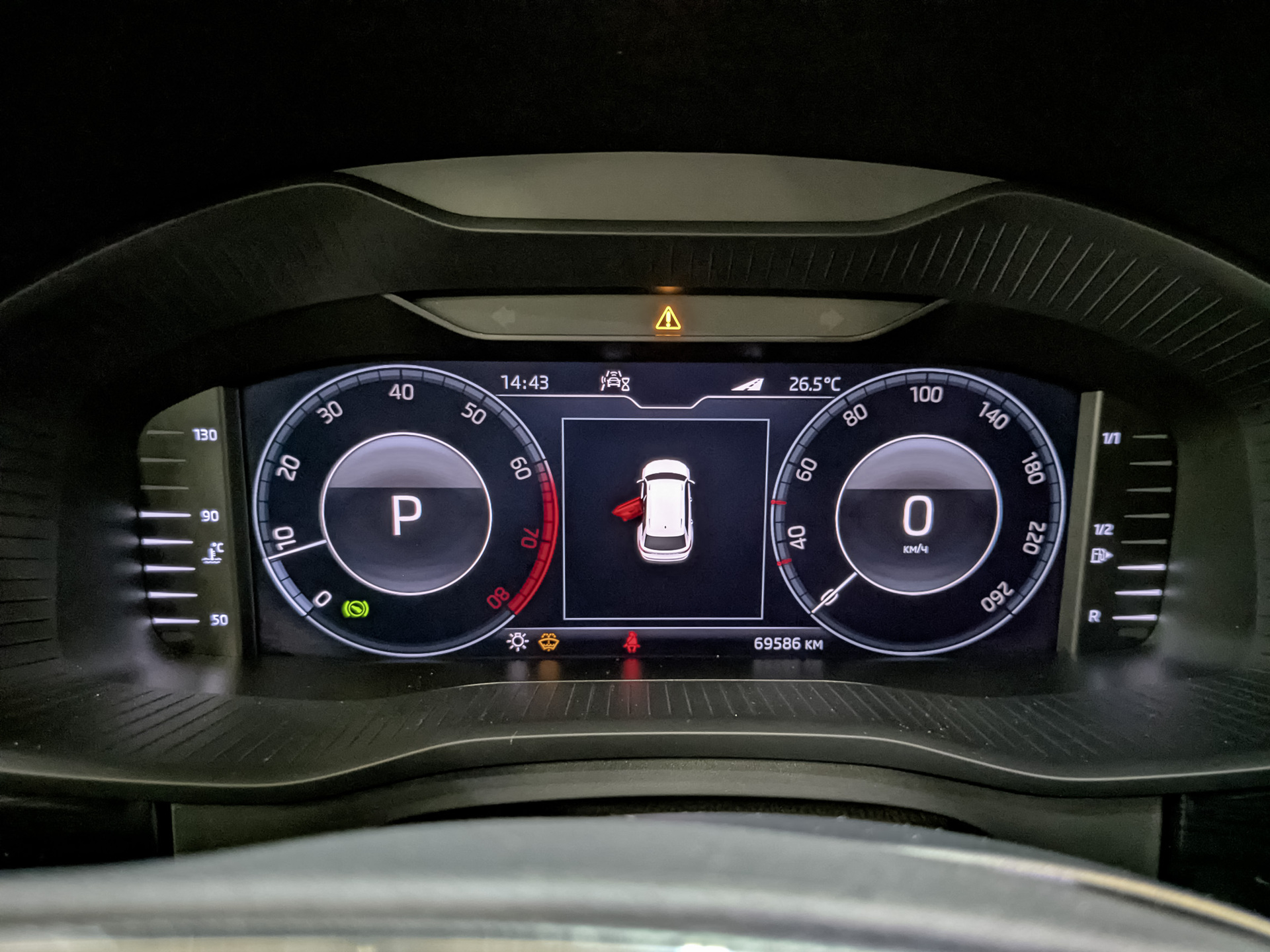 SKODA Kodiaq 2.00 (180 л.с), автомат, 2021, пробег 69 554 км
