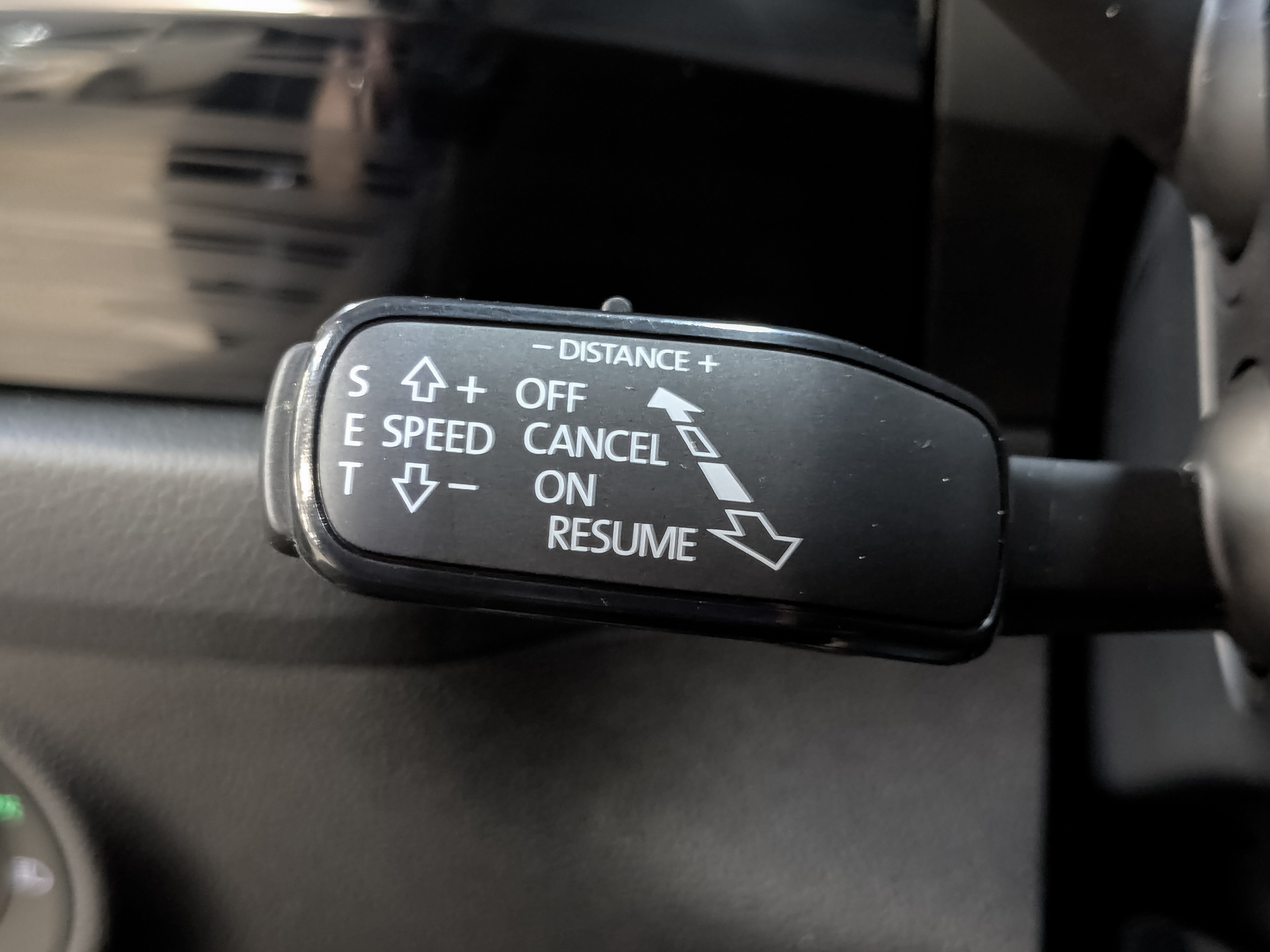 SKODA Kodiaq 2.00 (180 л.с), автомат, 2021, пробег 69 554 км