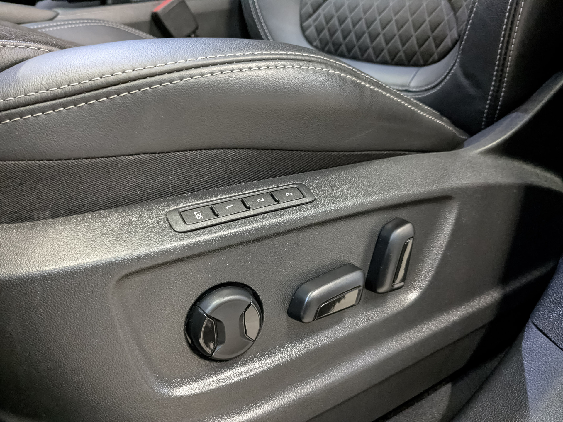 SKODA Kodiaq 2.00 (180 л.с), автомат, 2021, пробег 69 554 км