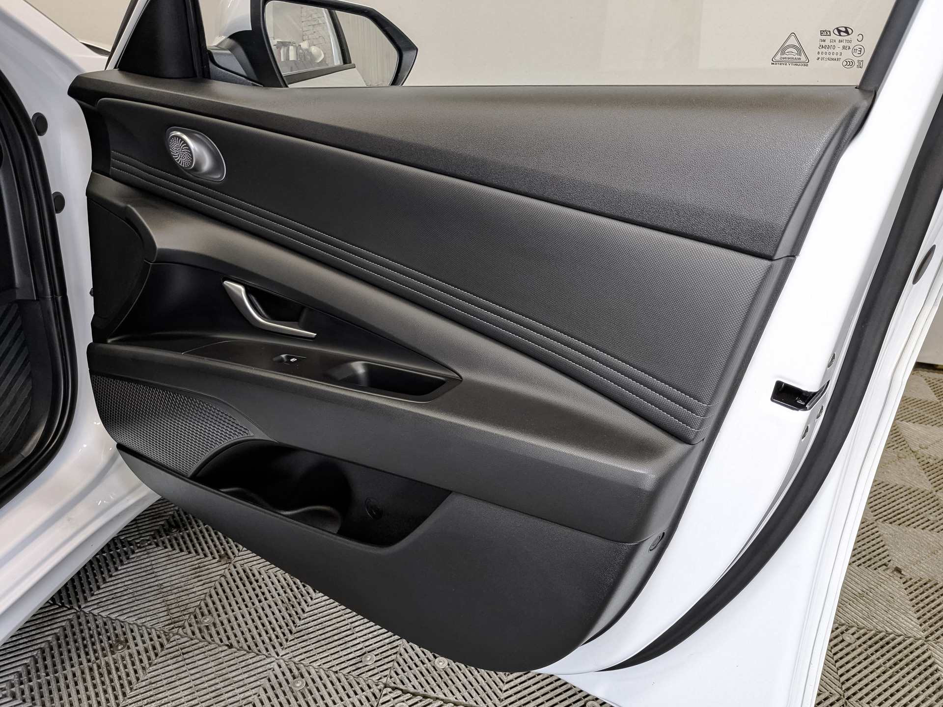 HYUNDAI Elantra 1.60 (128 л.с), автомат, 2022, пробег 58 162 км