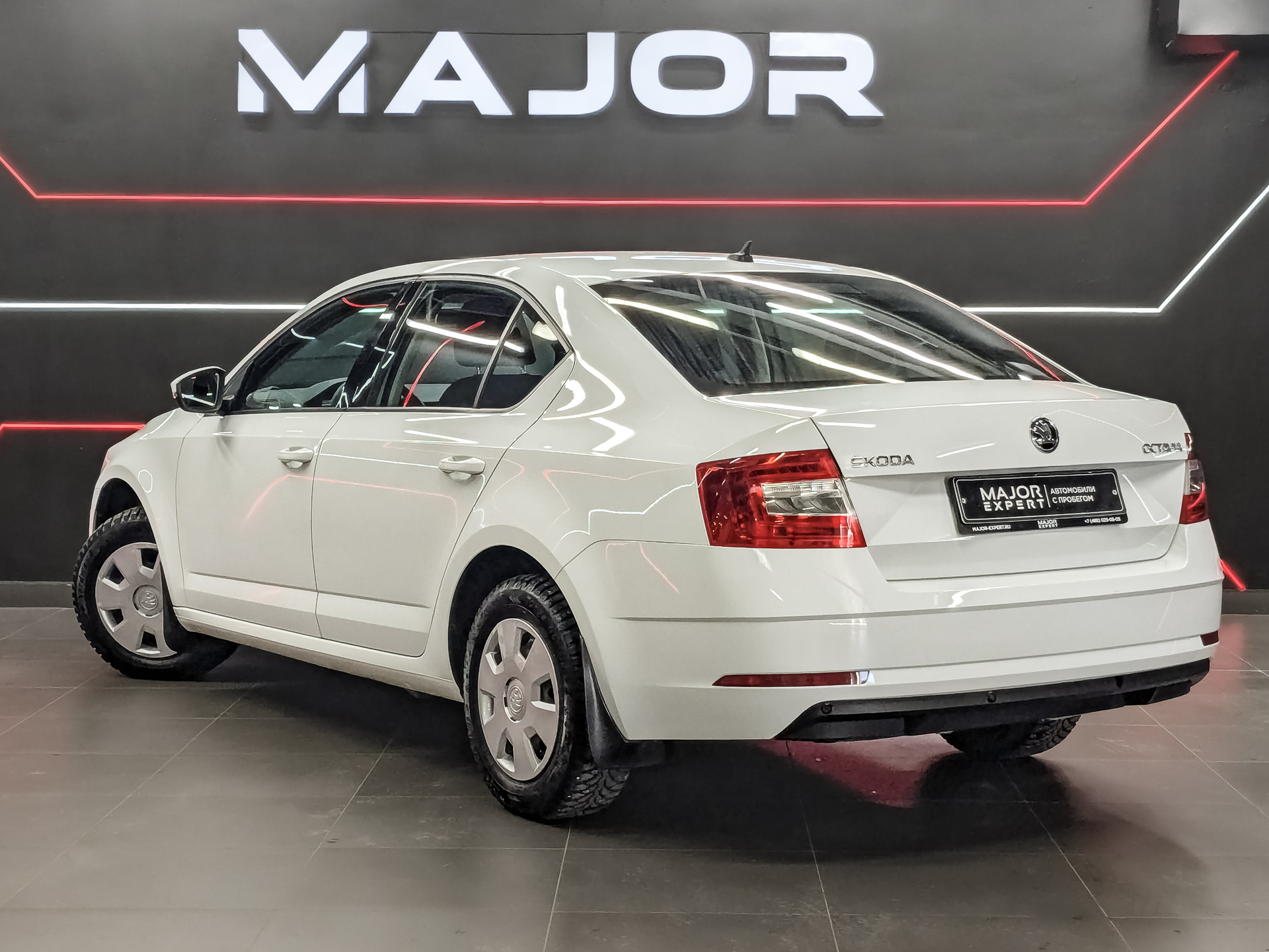 SKODA Octavia 1.60 (110 л.с), автомат, 2020, пробег 49 802 км