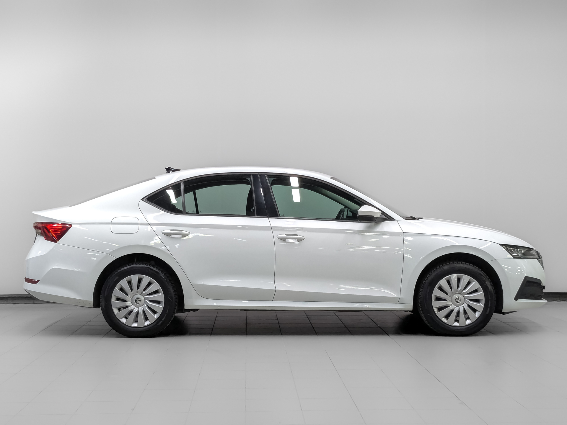 SKODA Octavia 1.60 (110 л.с), автомат, 2021, пробег 74 575 км