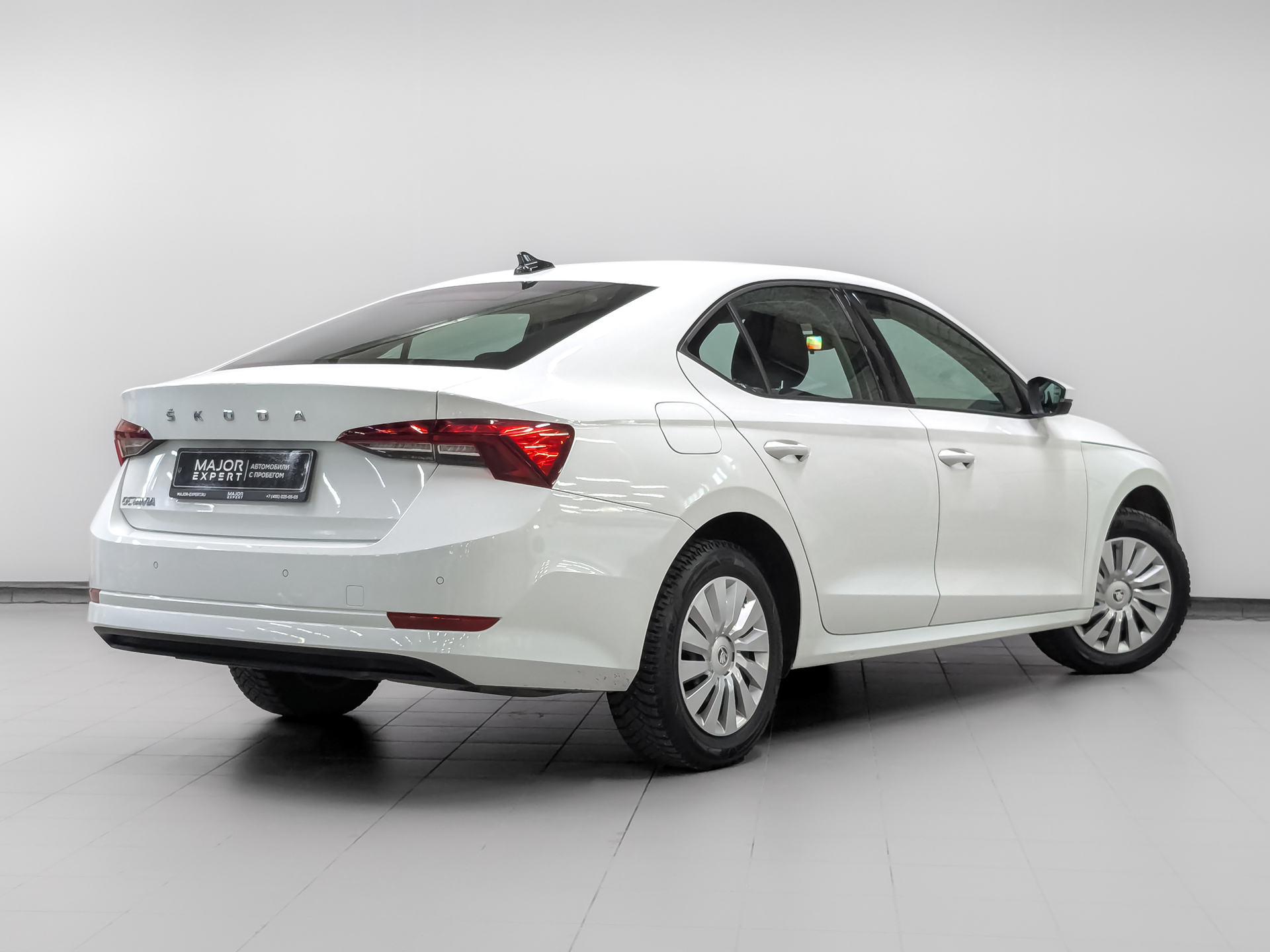 SKODA Octavia 1.60 (110 л.с), автомат, 2021, пробег 74 575 км
