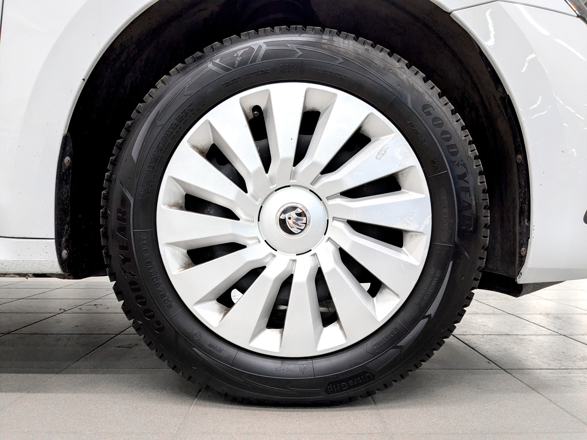 SKODA Octavia 1.60 (110 л.с), автомат, 2021, пробег 74 575 км