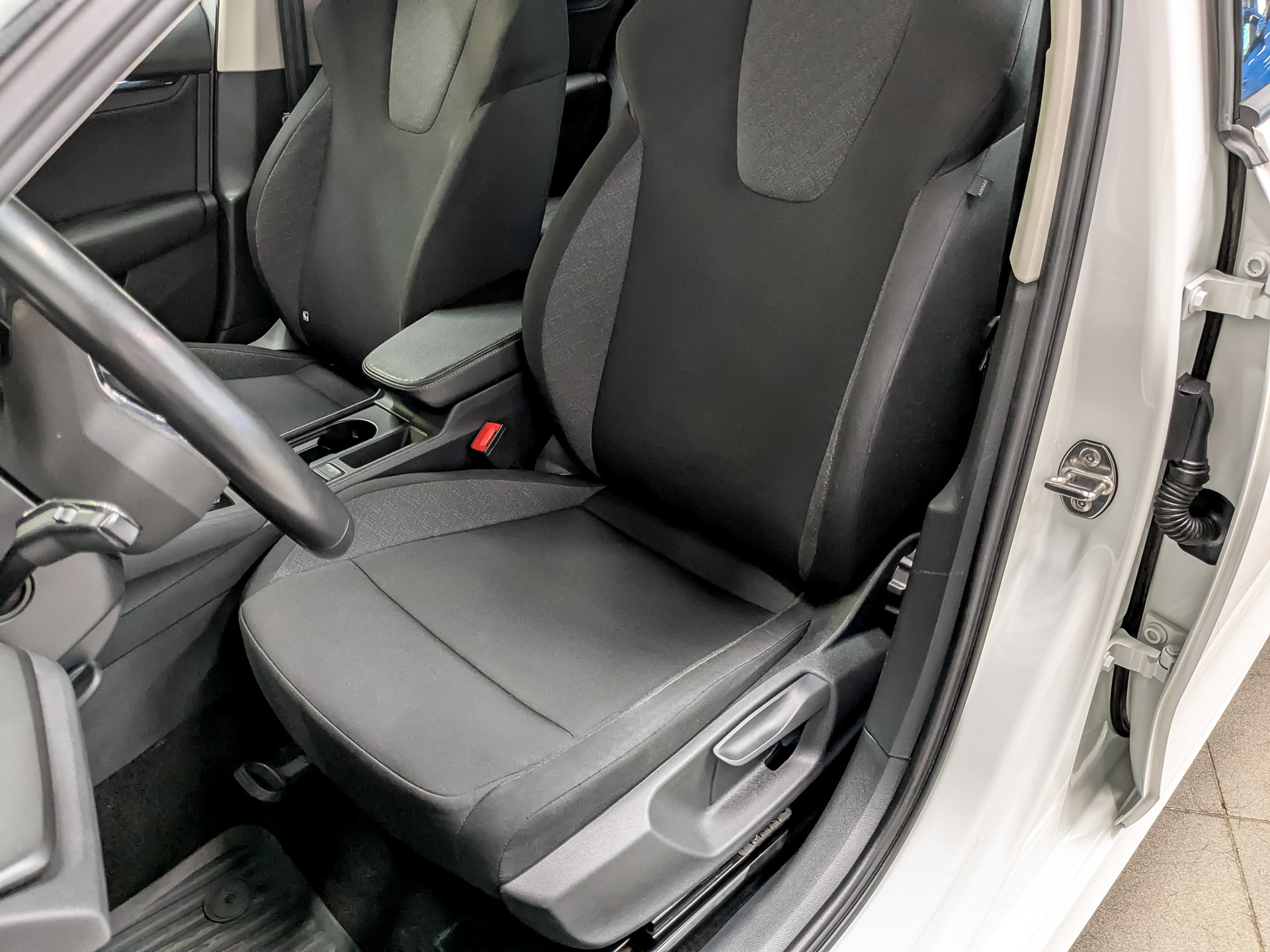 SKODA Octavia 1.60 (110 л.с), автомат, 2021, пробег 74 575 км